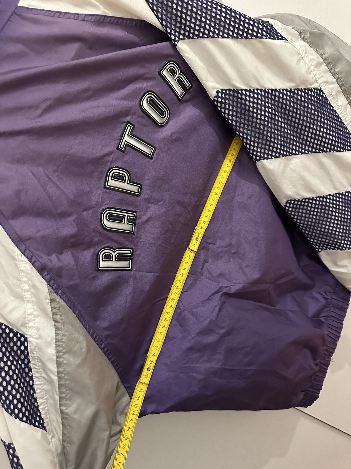 Pro Player Pro Player Jacke Toronto Raptors Size L NBA Vintage JACKET Size US L / EU 52-54 / 3 - 17 Thumbnail