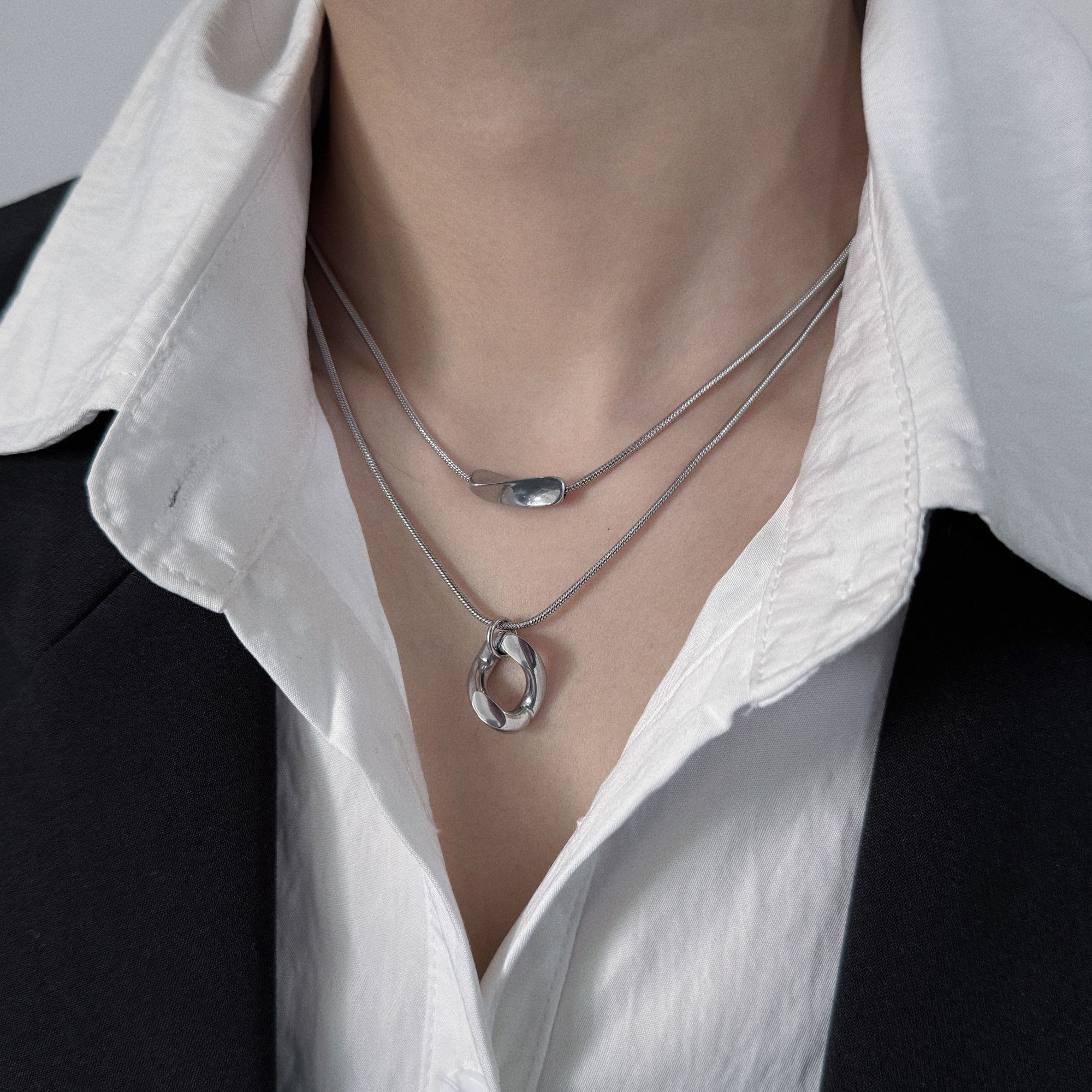 Other New Trend STEAL! Y2K Chains Necklace Chain Size ONE SIZE - 1 Thumbnail