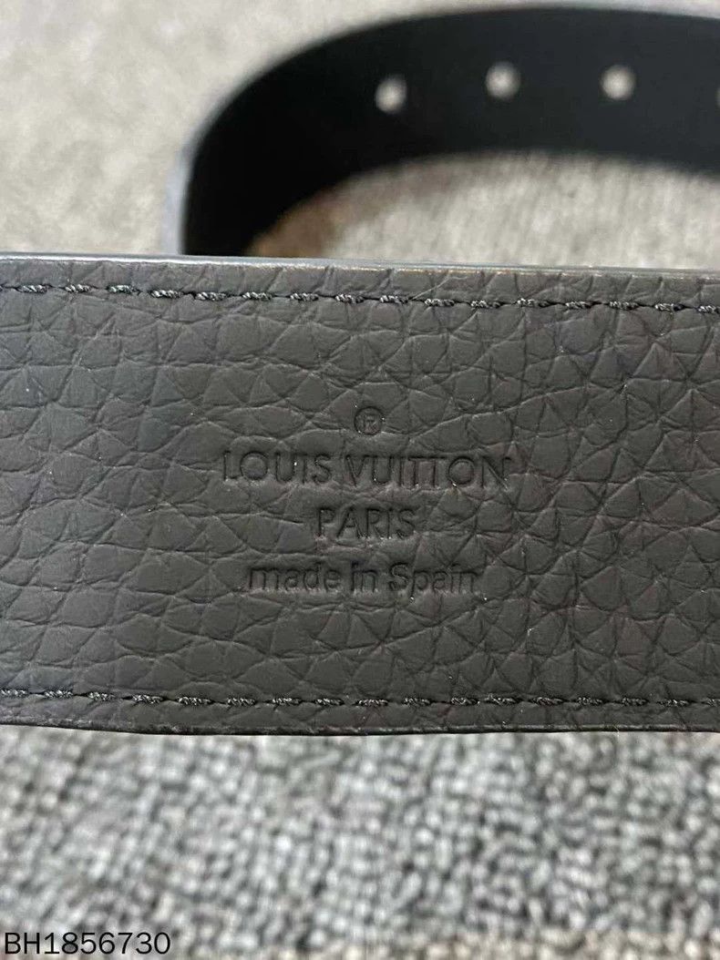 Louis Vuitton Louis Vuitton Black matte embossed logo chain belt Size ONE SIZE - 4 Thumbnail
