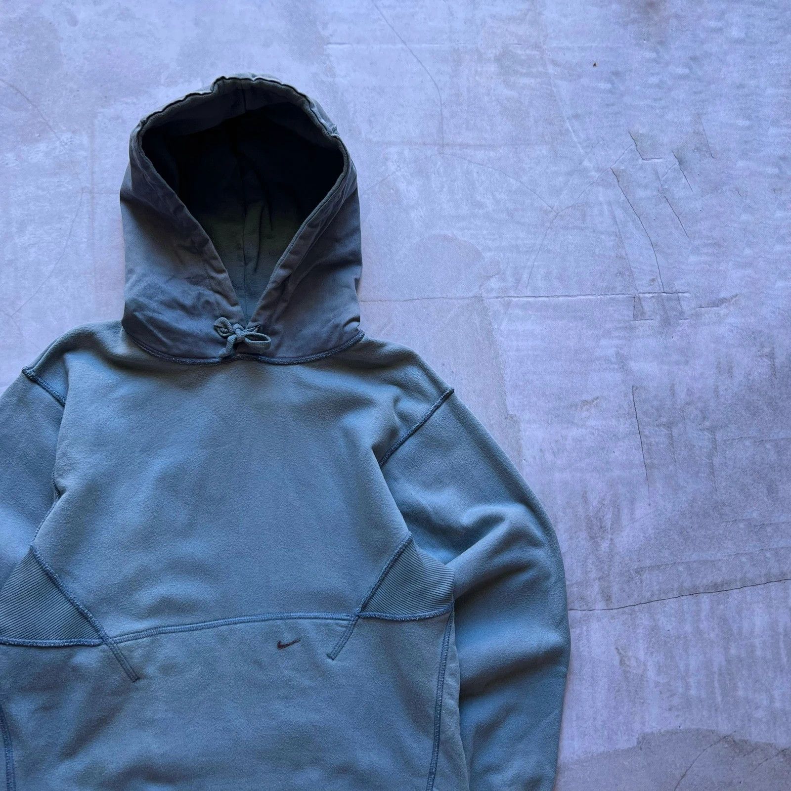 Nike vintage 00s Nike hoodie sweatshirt avantgarde style diesel Size US M / EU 48-50 / 2 - 4 Thumbnail