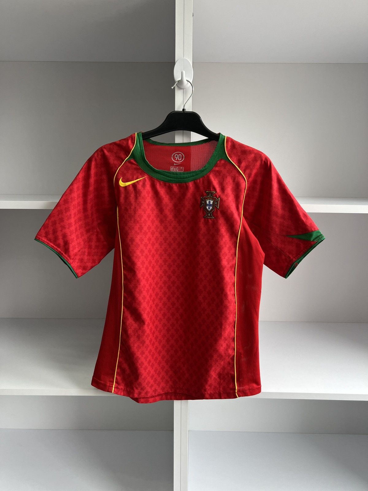 Vintage Vintage Portugal 2004 Home Jersey Size US XS / EU 42 / 0 - 4 Thumbnail
