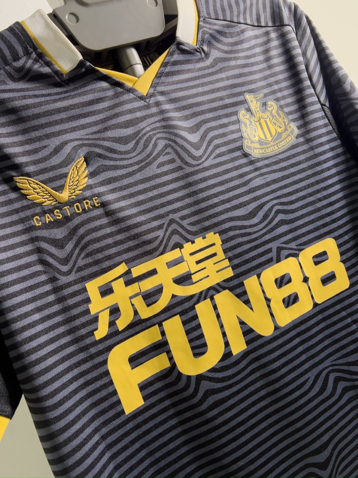 Castore Castore Newcastle United 2021-2022 Away Jersey Size US M / EU 48-50 / 2 - 3 Thumbnail