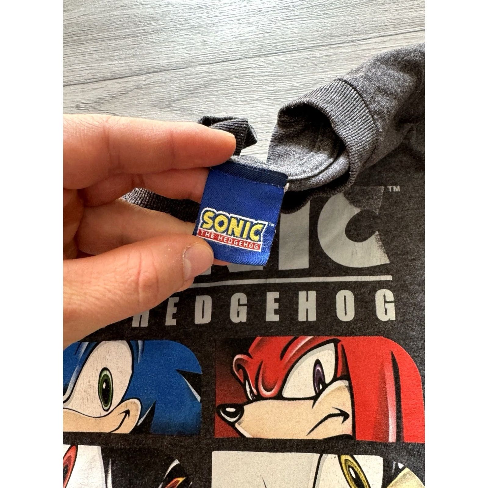 Vintage VINTAGE Sonic THE HEDGEHOG SEGA Video Games T-shirt Grey Men’s SMALL Shirt Mens Small Gray Sonic the Hedgehog 2000s Size US S / EU 44-46 / 1 - 7 Thumbnail