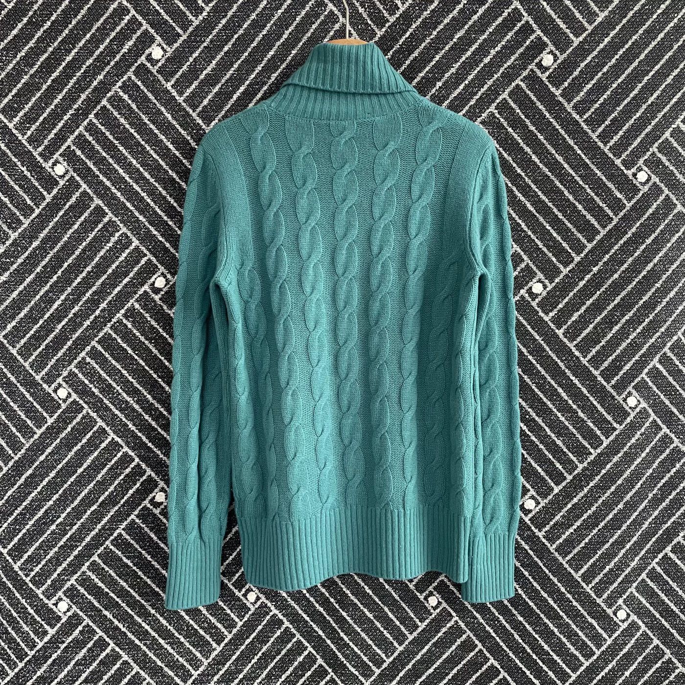 Loro Piana Loro Piana 98 new cable highneck green women's 44 Size M / US 6-8 / IT 42-44 - 2 Thumbnail