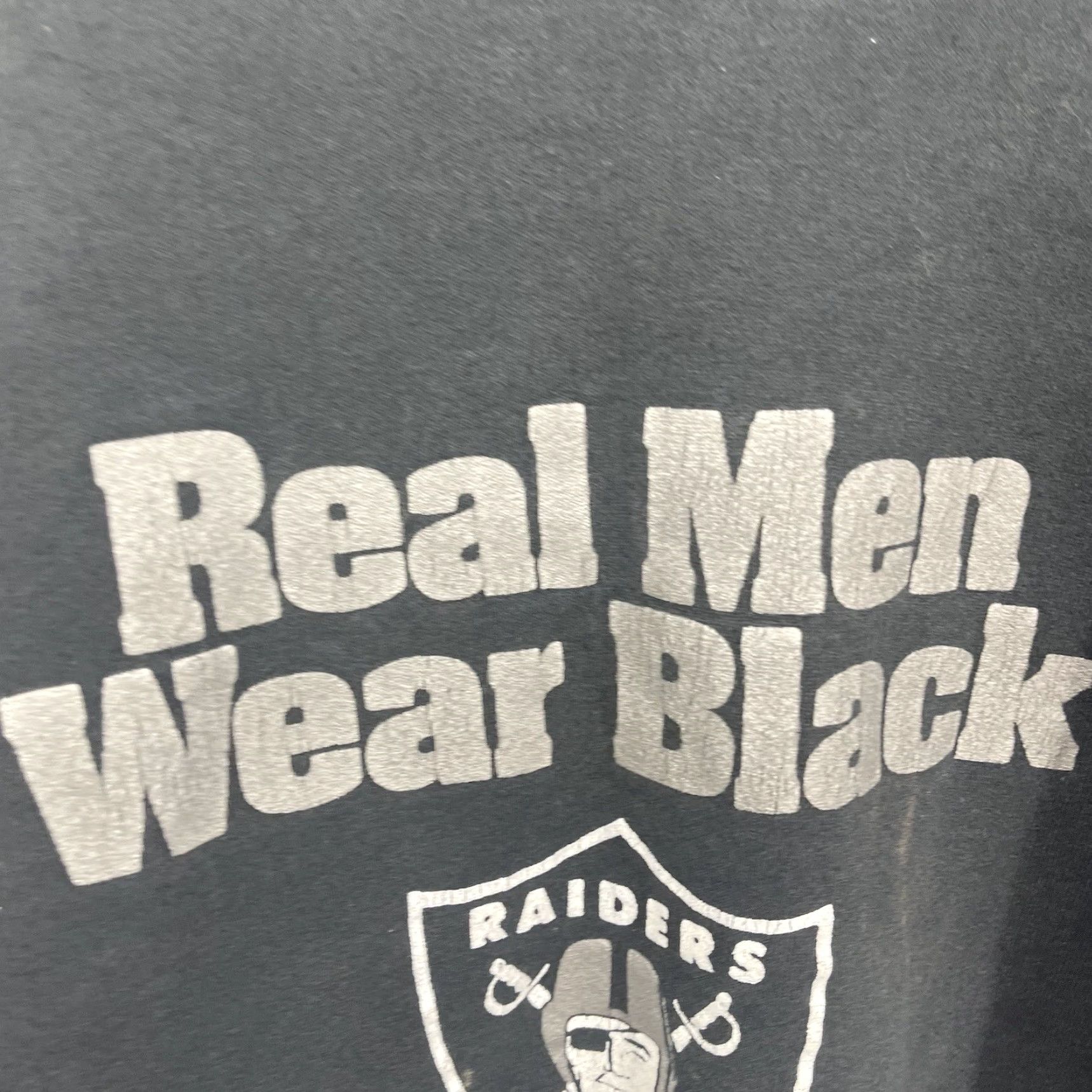 Fruit Of The Loom VINTAGE NFL Raiders Real Men Wear Black Sweatshirt XL Black Fruit of the Loom Adult XL 1990s NFL Merch Mens Size US XL / EU 56 / 4 - 3 Thumbnail