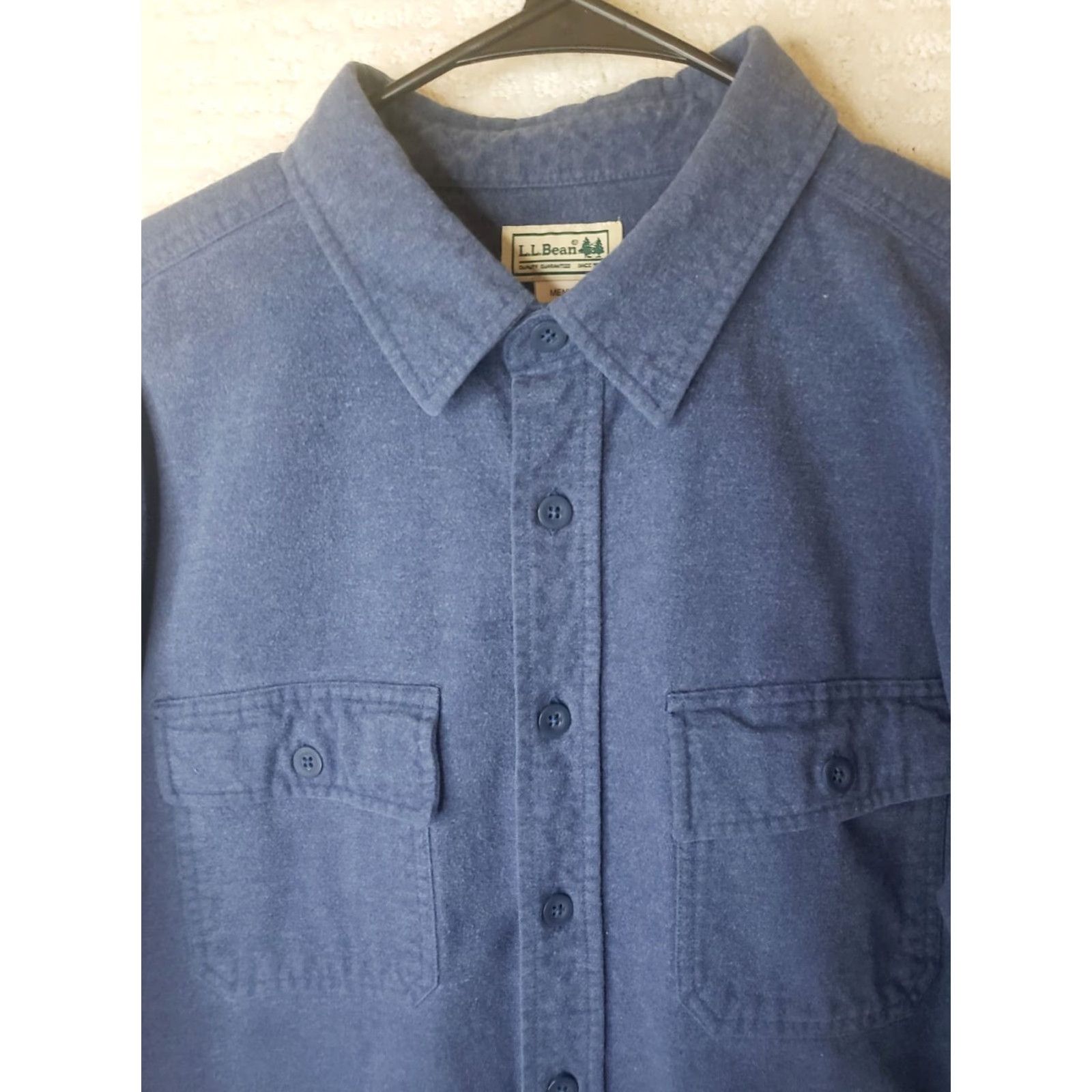 Vintage LL Bean Shirt Mens XLT Blue Chamois Long Sleeve Button-Down Casual Workwear 90s USA Shirt Mens XLT Blue Chamois Long Sleeve Button-Front Pocketed Size US XL / EU 56 / 4 - 3 Thumbnail