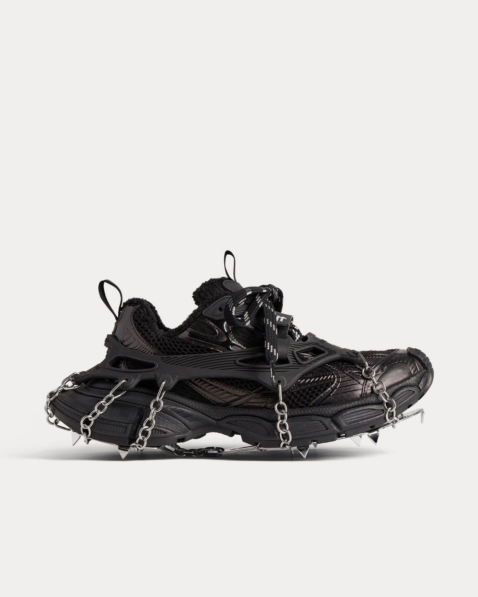 3XL Ski Mesh Sneakers in black