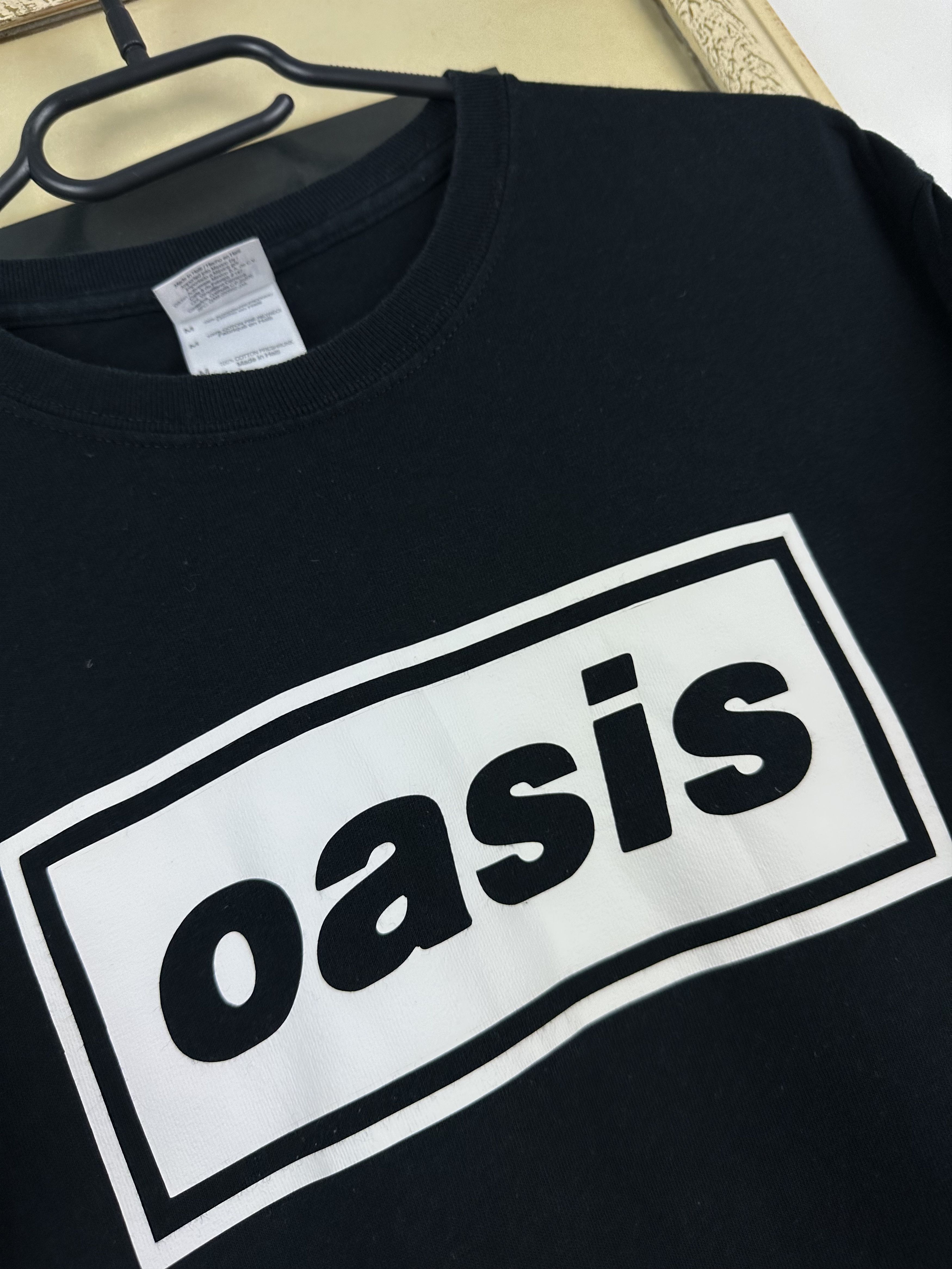 Band Tees × Vintage Vintage Oasis Band Tee Rare Tee Jersey Black Hype Size US M / EU 48-50 / 2 - 3 Thumbnail