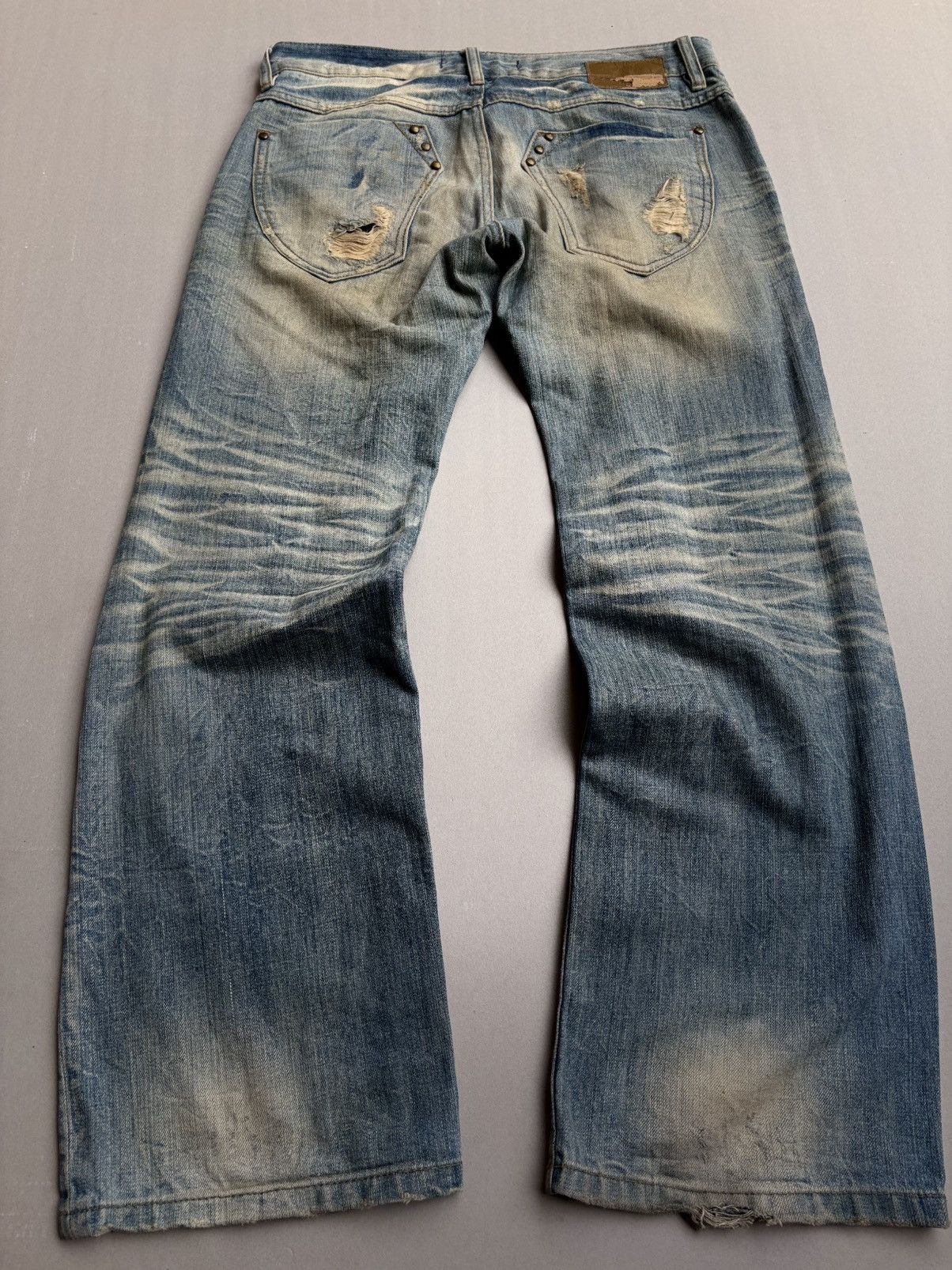 Japanese Brand Lolita phyton distressed jeans Size US 33 - 5 Thumbnail