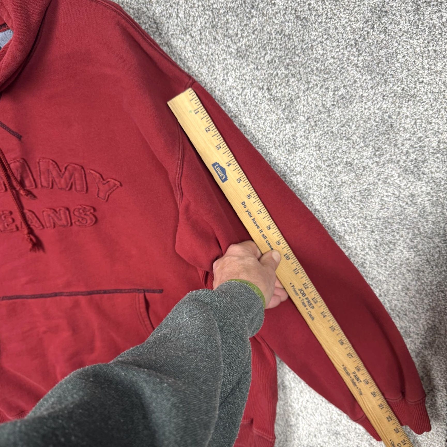 Vintage VINTAGE Hilfiger Denim Tommy Jeans Hoodie Mens L Red Fleece Embroidered Logo Tommy Jeans Graphic Print Pullover with Hood Pockets 2000s Y2K Era Size US L / EU 52-54 / 3 - 4 Thumbnail