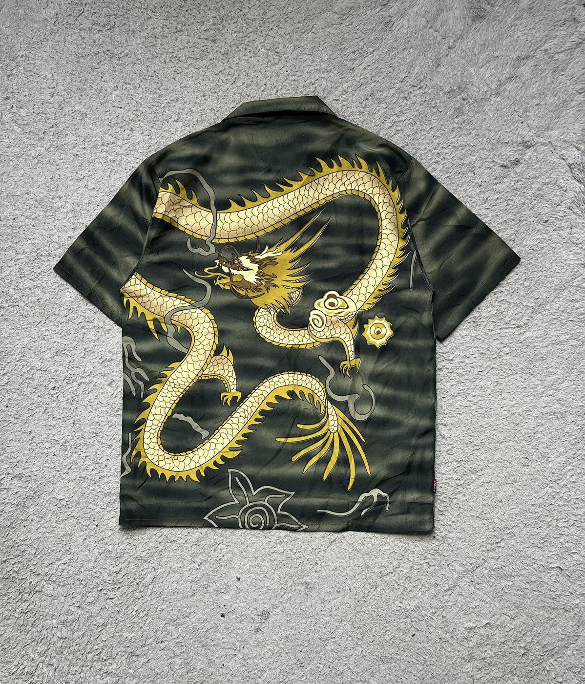 Vintage Shirt Hai Zhou Dragon Patterns Vintage Size US M / EU 48-50 / 2 - 1 Thumbnail
