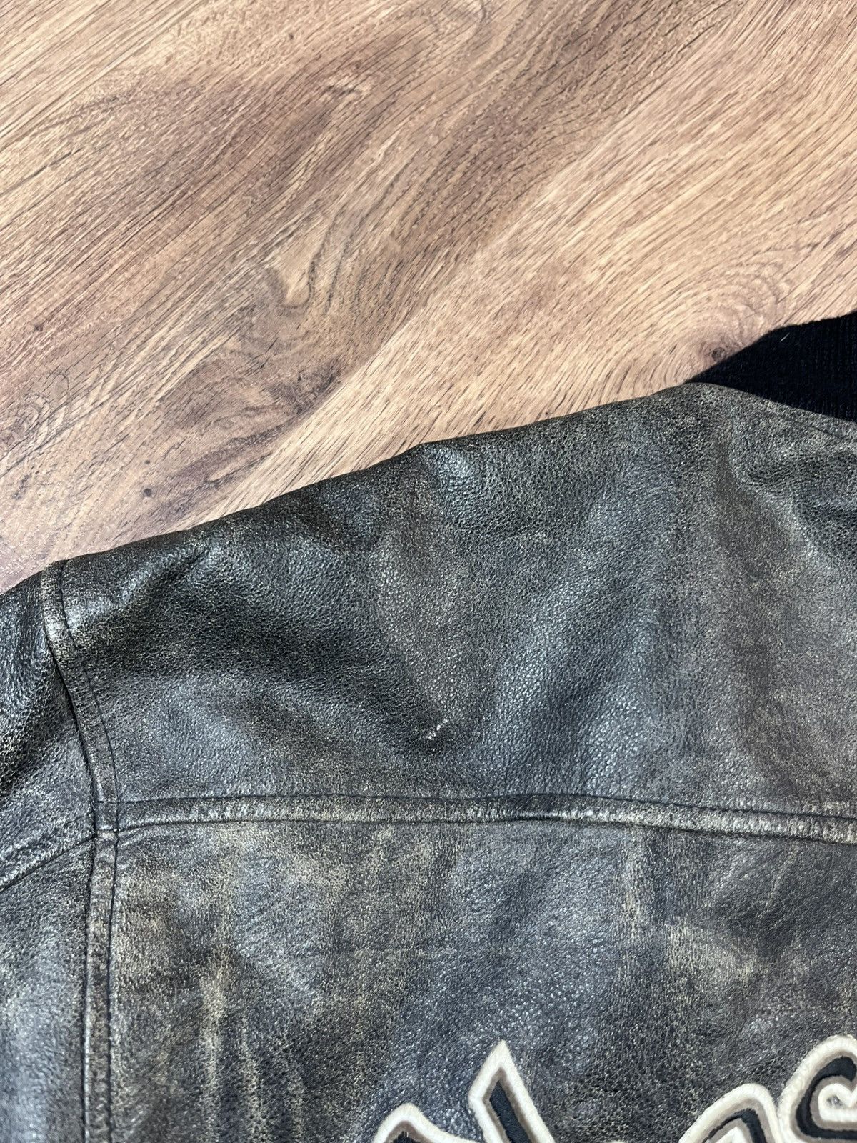 Leather Vintage Chesterfield Leather Jacket she is alone Size US L / EU 52-54 / 3 - 19 Thumbnail