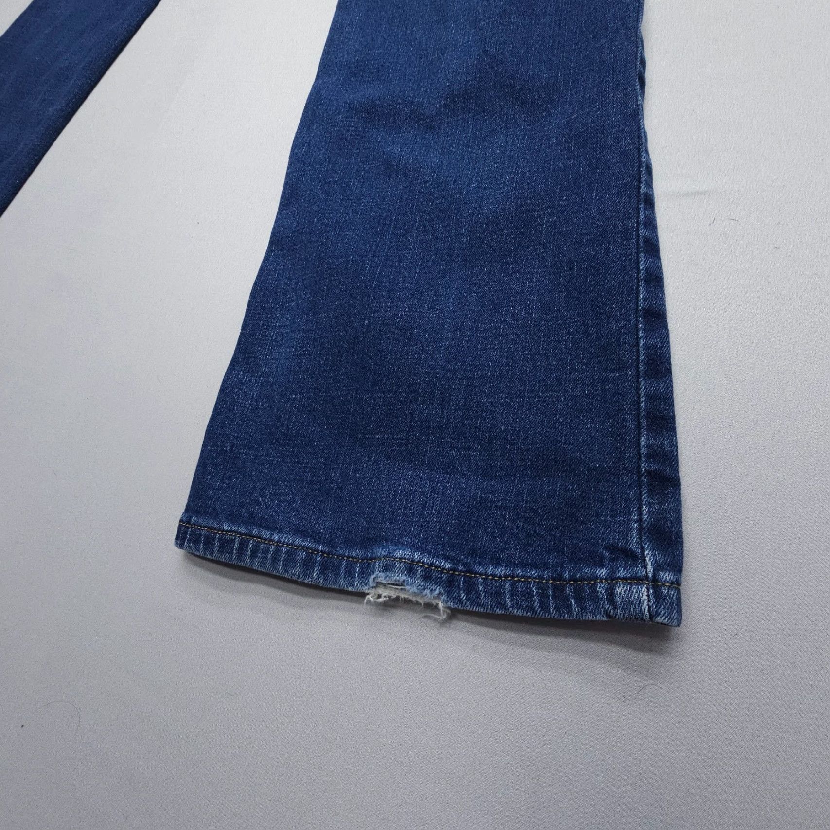 Levi's Levi's 515 Jeans Women Bootcut Denim Dark Wash Mid Rise Size 10 Stretch 5-Pocket Size 32" / US 10 / IT 46 - 3 Thumbnail