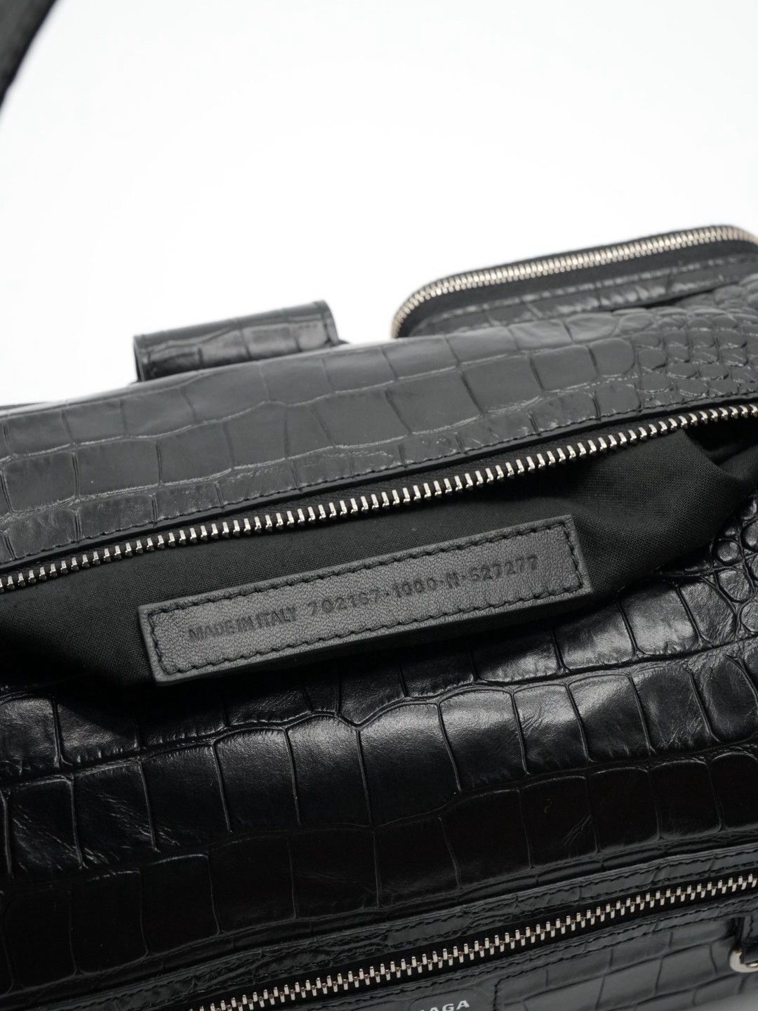 Balenciaga Balenciaga Black Croc Embossed Small Superbusy Sling Bag Size ONE SIZE - 14 Thumbnail