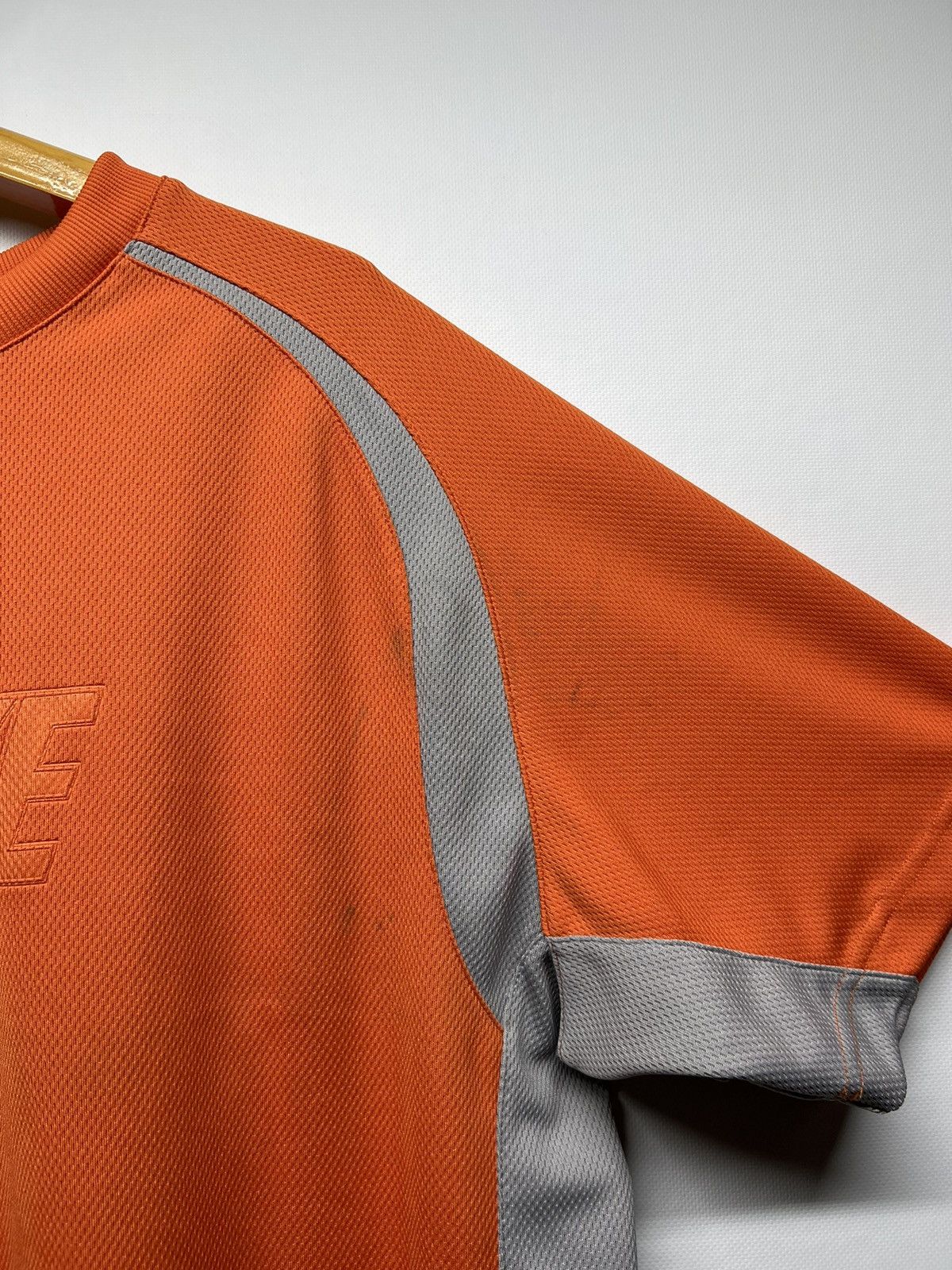 Nike × Vintage Vintage Y2k Nike 🧡 Faded Spell Out Big Logo T-Shirt 00’s Size US L / EU 52-54 / 3 - 7 Thumbnail