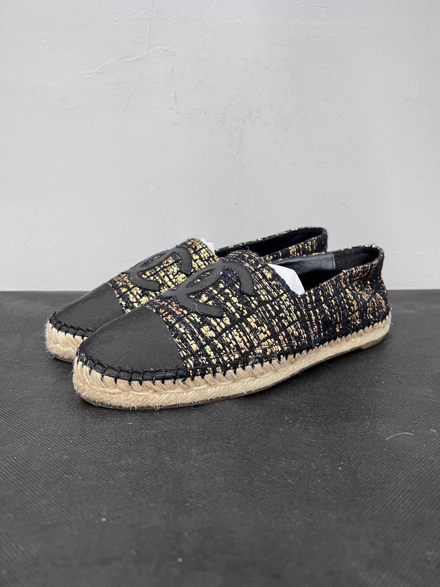 Chanel Chanel Black Gold Tweed Fisherman Shoe 40 99N W/O Size US 9.5 / IT 39.5 - 1 Thumbnail