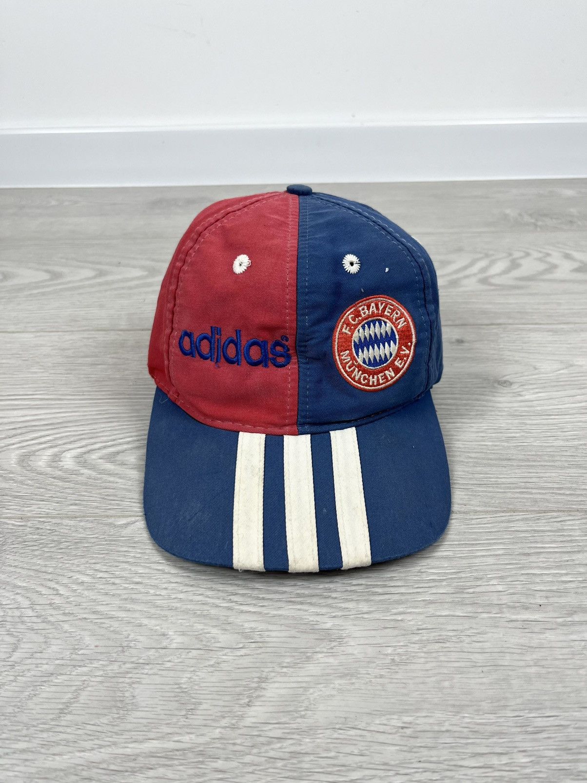 Adidas × Vintage Adidas Bayern Vintage 90s Soccer Team Cap Hat Size ONE SIZE - 1 Thumbnail