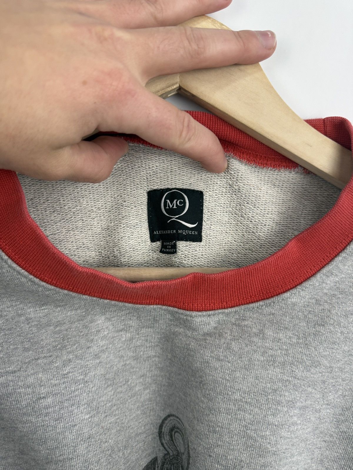 Alexander McQueen 🇮🇹 Y2K Alexander McQueen MCQ Chain Logo Sweatshirt Rare Retro Size US L / EU 52-54 / 3 - 5 Thumbnail