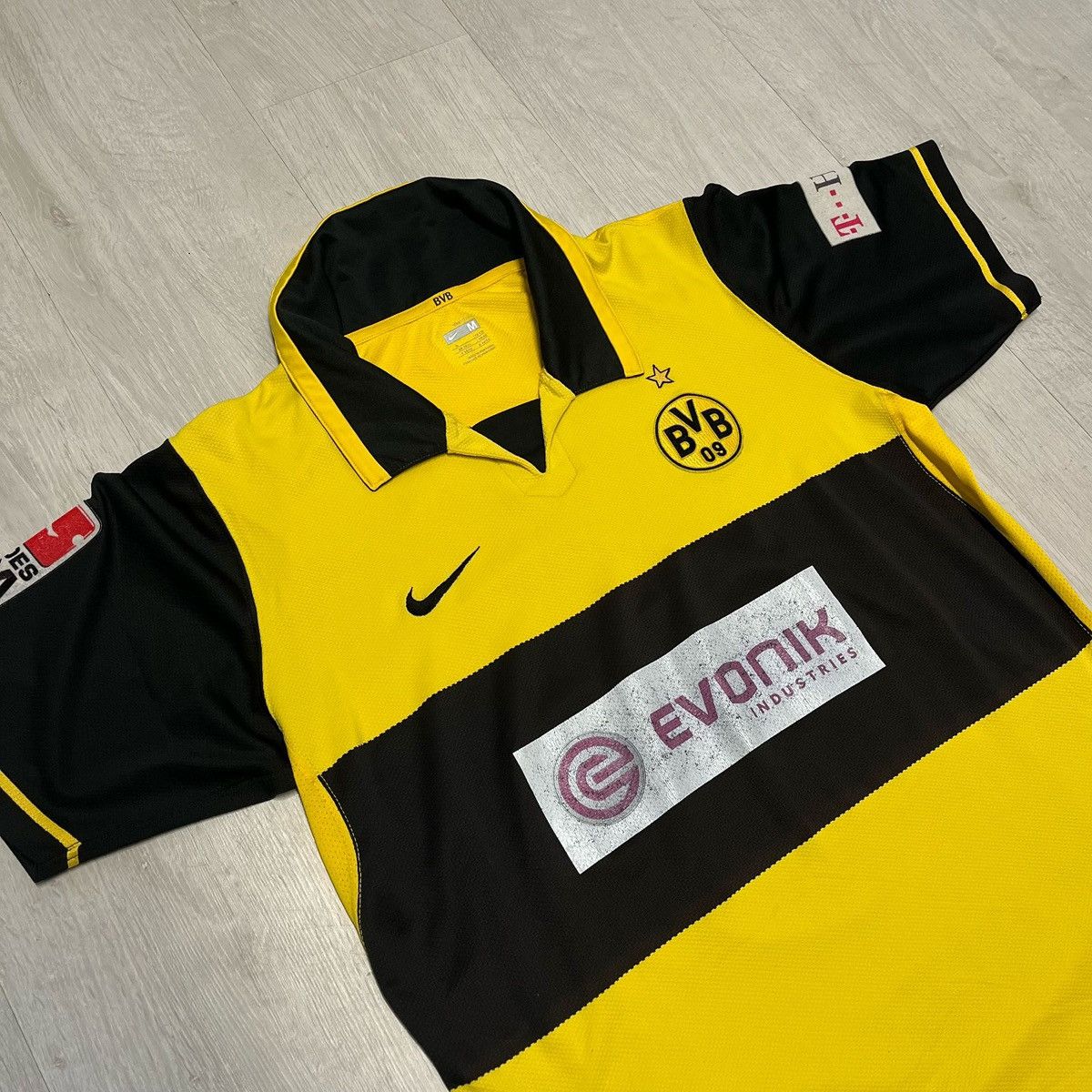 Nike Nike Borussia Dortmund 2007/2008 #10 Pertic Size US M / EU 48-50 / 2 - 3 Thumbnail
