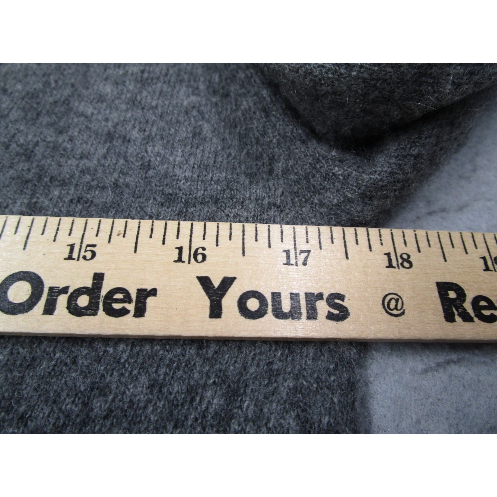Vintage VINTAGE Hilwin Sweater Mens Medium Gray Cashmere Chunky-Knit V-Neck Pullover 80s Retro Size US M / EU 48-50 / 2 - 5 Thumbnail