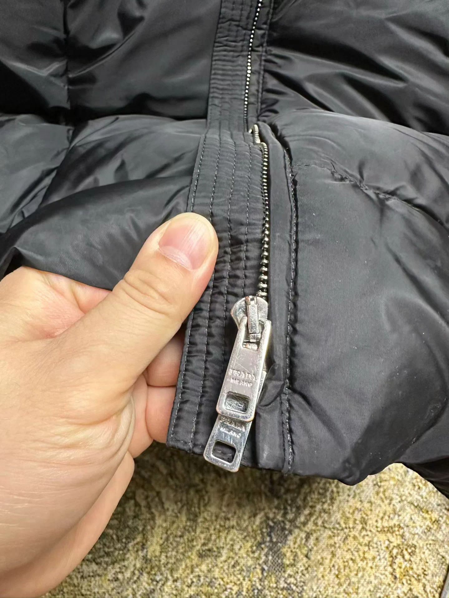 Prada Prada down jacket size 40 like new Size S / US 4 / IT 40 - 3 Thumbnail