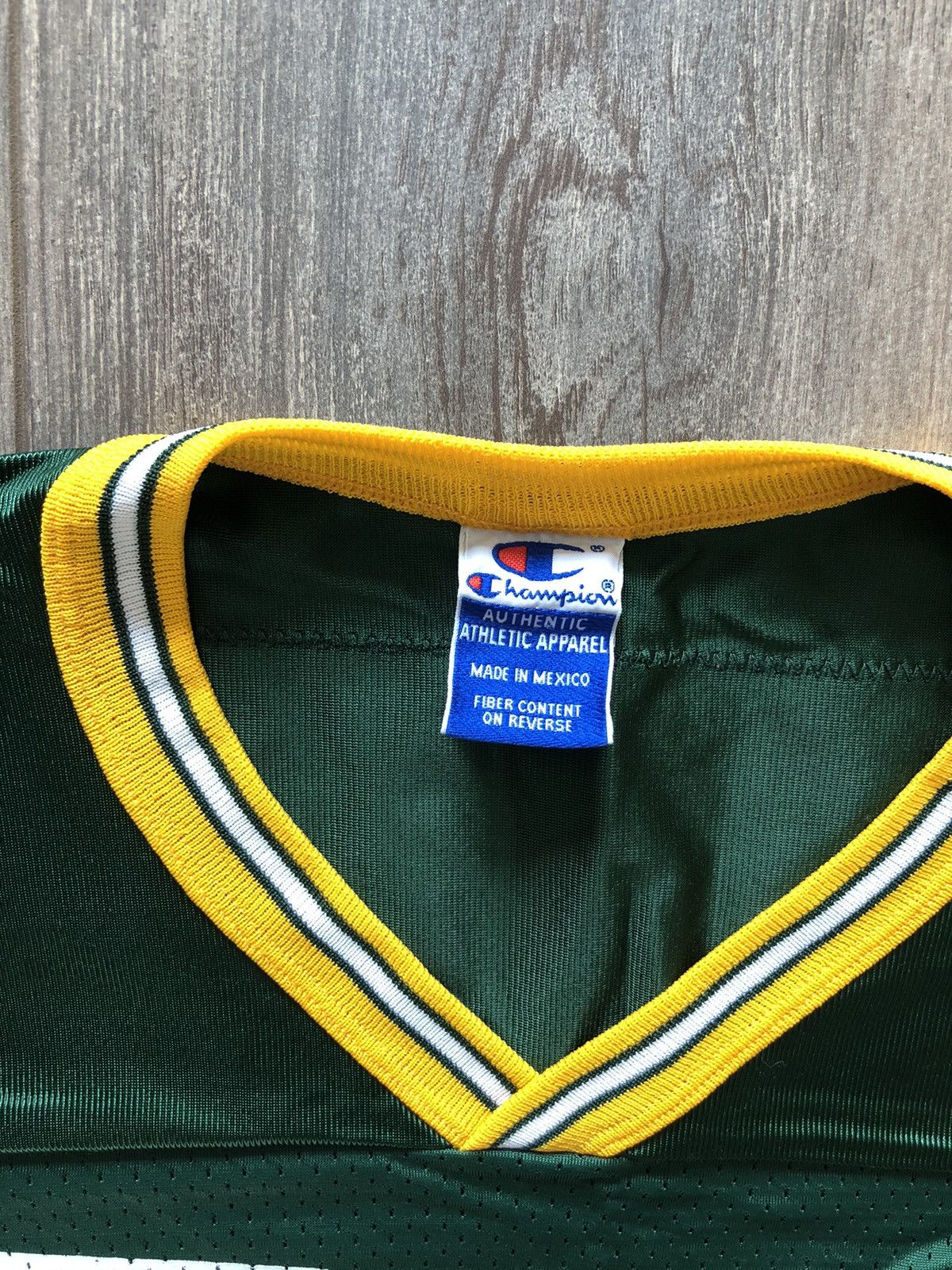 Champion × Vintage Vintage Champion NBA jersey Size US M / EU 48-50 / 2 - 7 Thumbnail