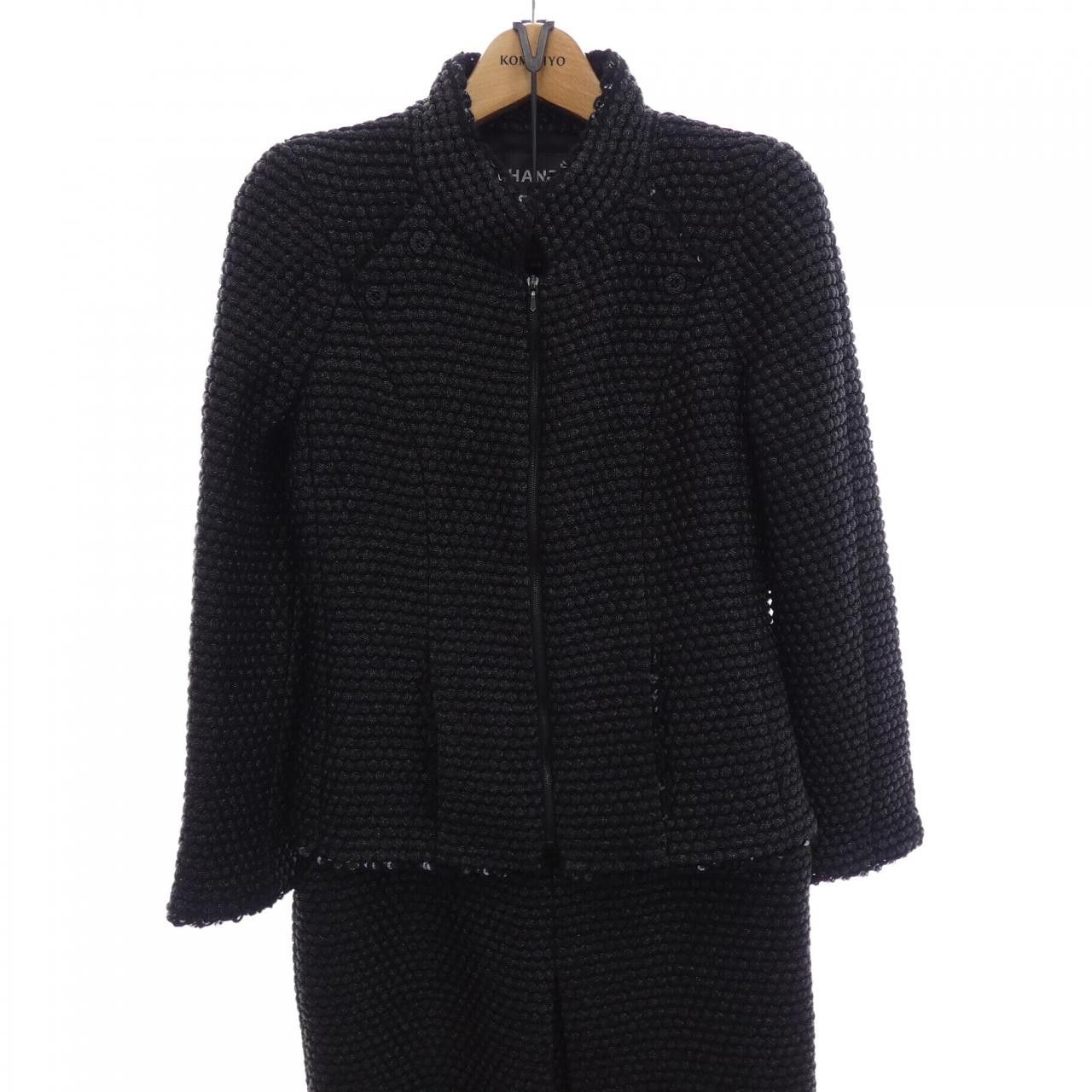 Chanel Chanel Chanel P37053V26595 Suit Textile Suits P37053V26595 DUTY FREE for USA Size ONE SIZE - 1 Thumbnail