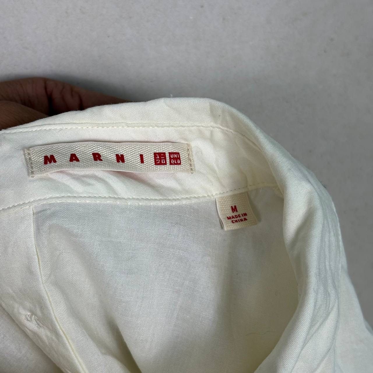Marni × Uniqlo SS22 MARNI UNIQLO SLEEVELESS BLOUSE M Size M / US 6-8 / IT 42-44 - 4 Thumbnail