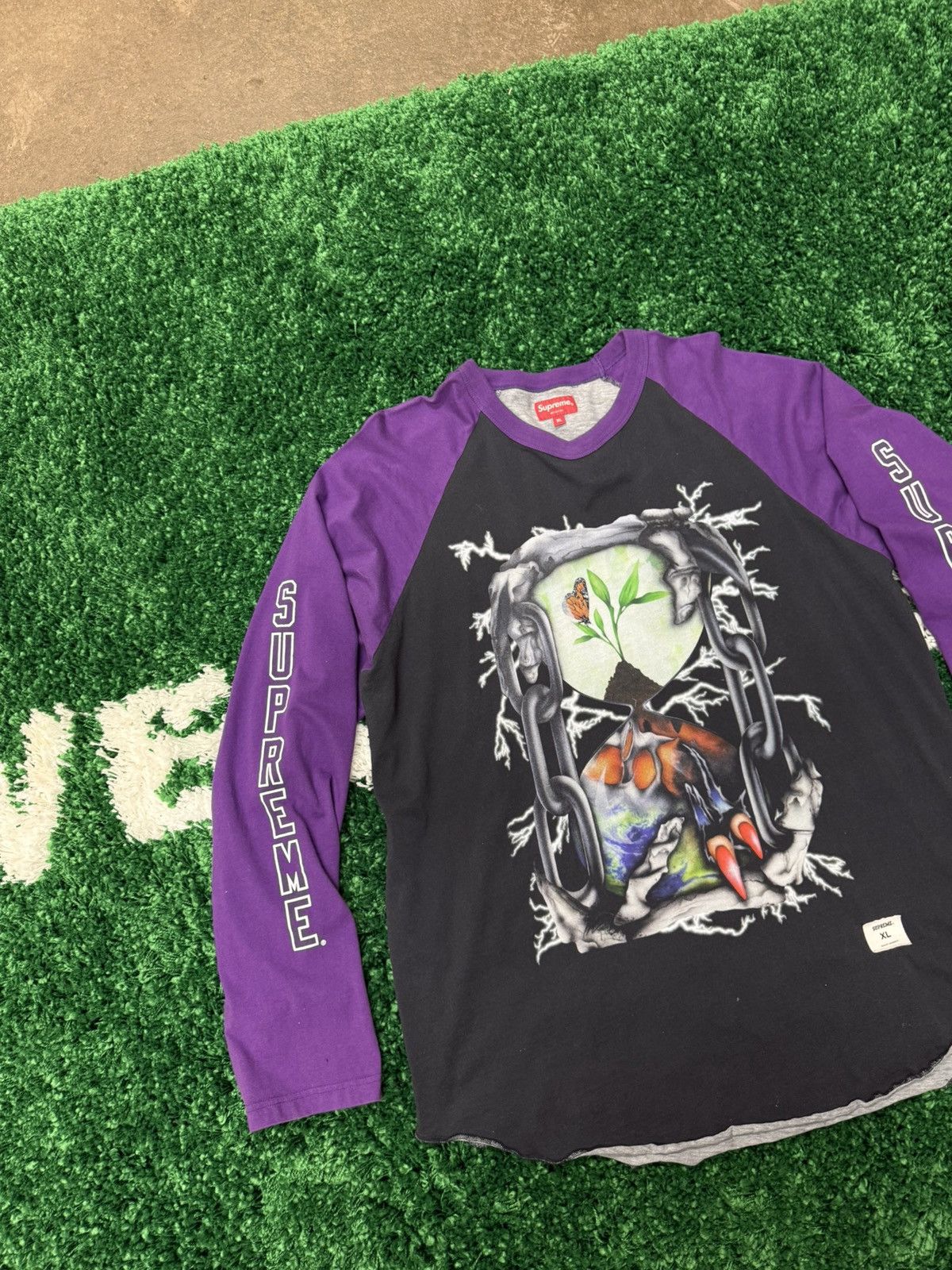 Supreme Supreme Hourglass Raglan Long Sleeve Top Sz. XL Black Purple Size US XL / EU 56 / 4 - 3 Thumbnail