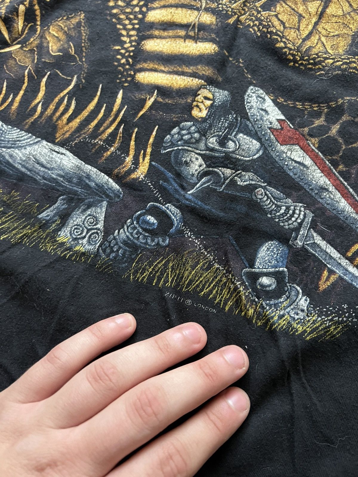 Band Tees × Vintage Vintage 💥 Dragon Medieval Faded T Shirt Size US L / EU 52-54 / 3 - 4 Thumbnail