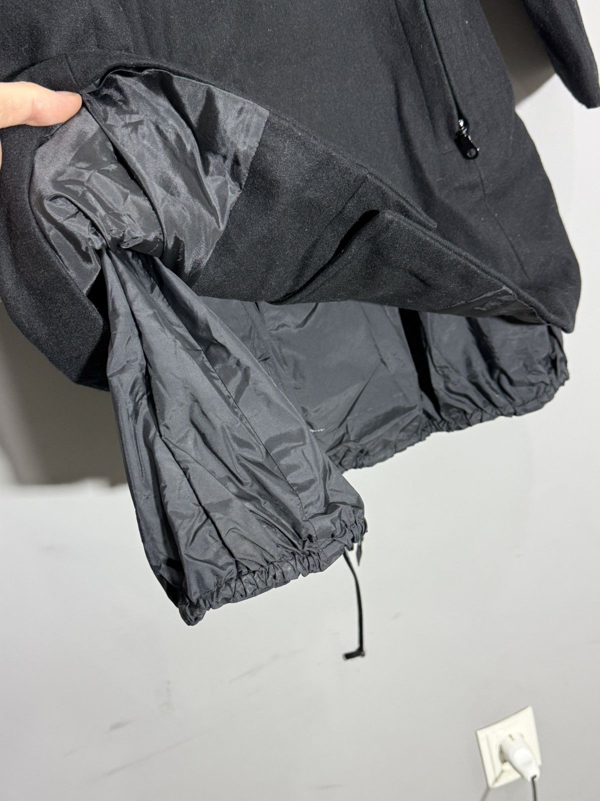Sarah Pacini Sarah Pacini Wool Coat with nylon lining size 2 Size M / US 6-8 / IT 42-44 - 8 Thumbnail