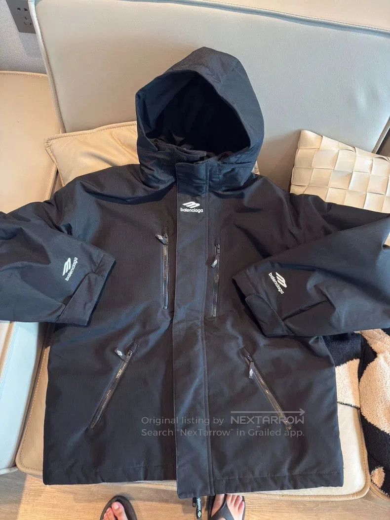 Balenciaga Balenciaga 2025 New Ski Suit 44. Size US L / EU 52-54 / 3 - 1 Thumbnail