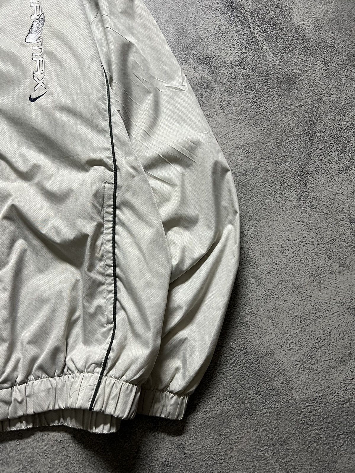 Nike × Vintage Vintage Y2k Nike 💛 Air Max Jacket 90’s Size US L / EU 52-54 / 3 - 7 Thumbnail