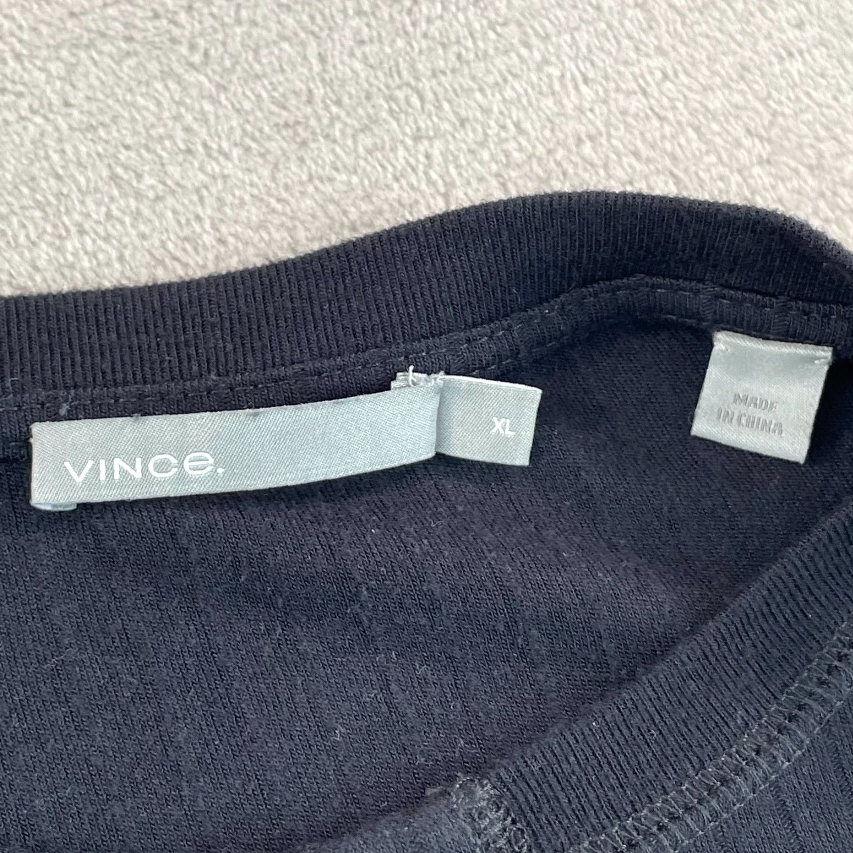 Vince Vince Henley T Shirt Men XL Black Textured Ribbed Long Sleeve Designer Size US XL / EU 56 / 4 - 2 Thumbnail