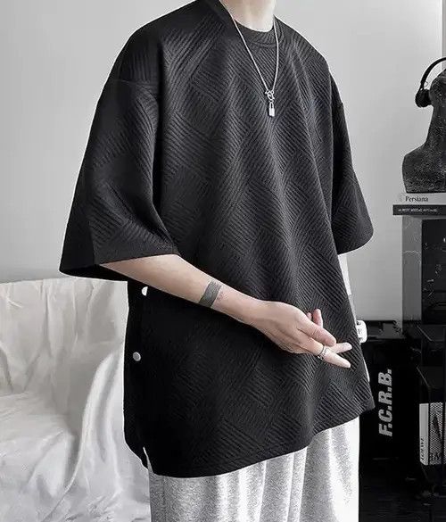 Japanese Brand Summer Short Sleeve Oversize T-shirt Size US XXL / EU 58 / 5 - 1 Thumbnail
