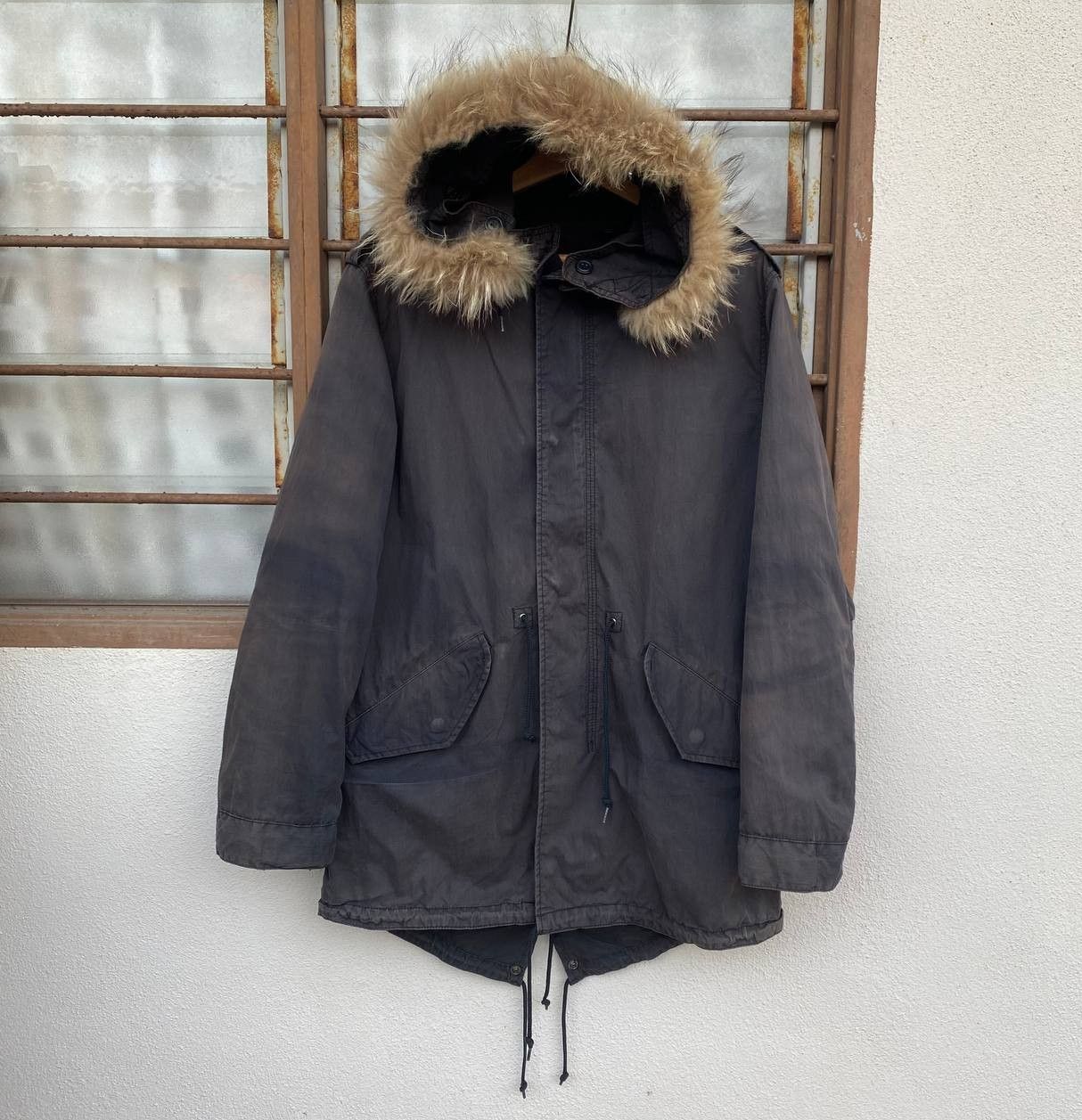 Alpha Industries Vintage Alpha Industries M-51 Fishtail Fur Parka Faded Black Size US XL / EU 56 / 4 - 2 Thumbnail