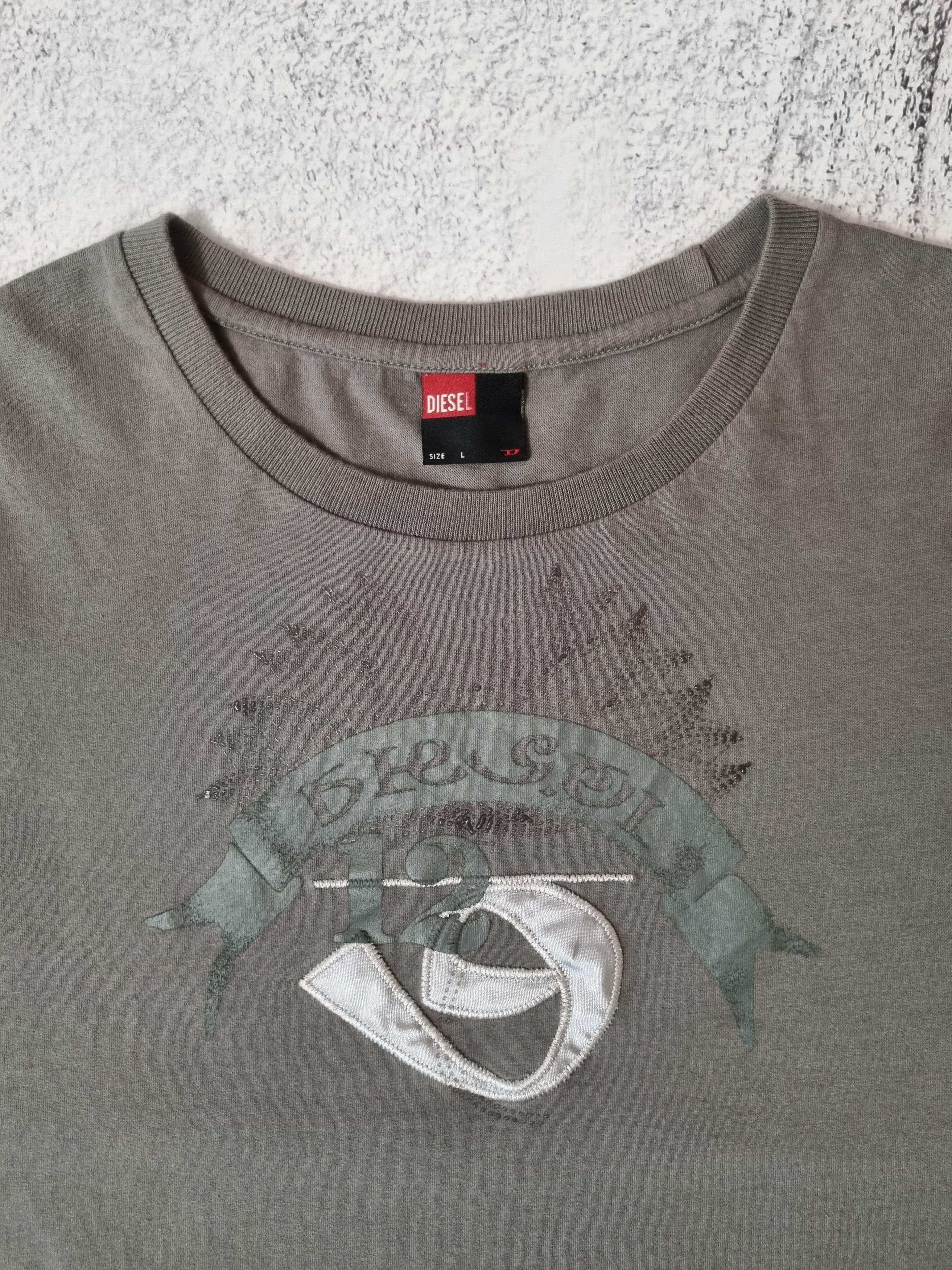 Diesel Diesel Opium Vintage Graphite Women's T-Shirt Size S / US 4 / IT 40 - 3 Thumbnail