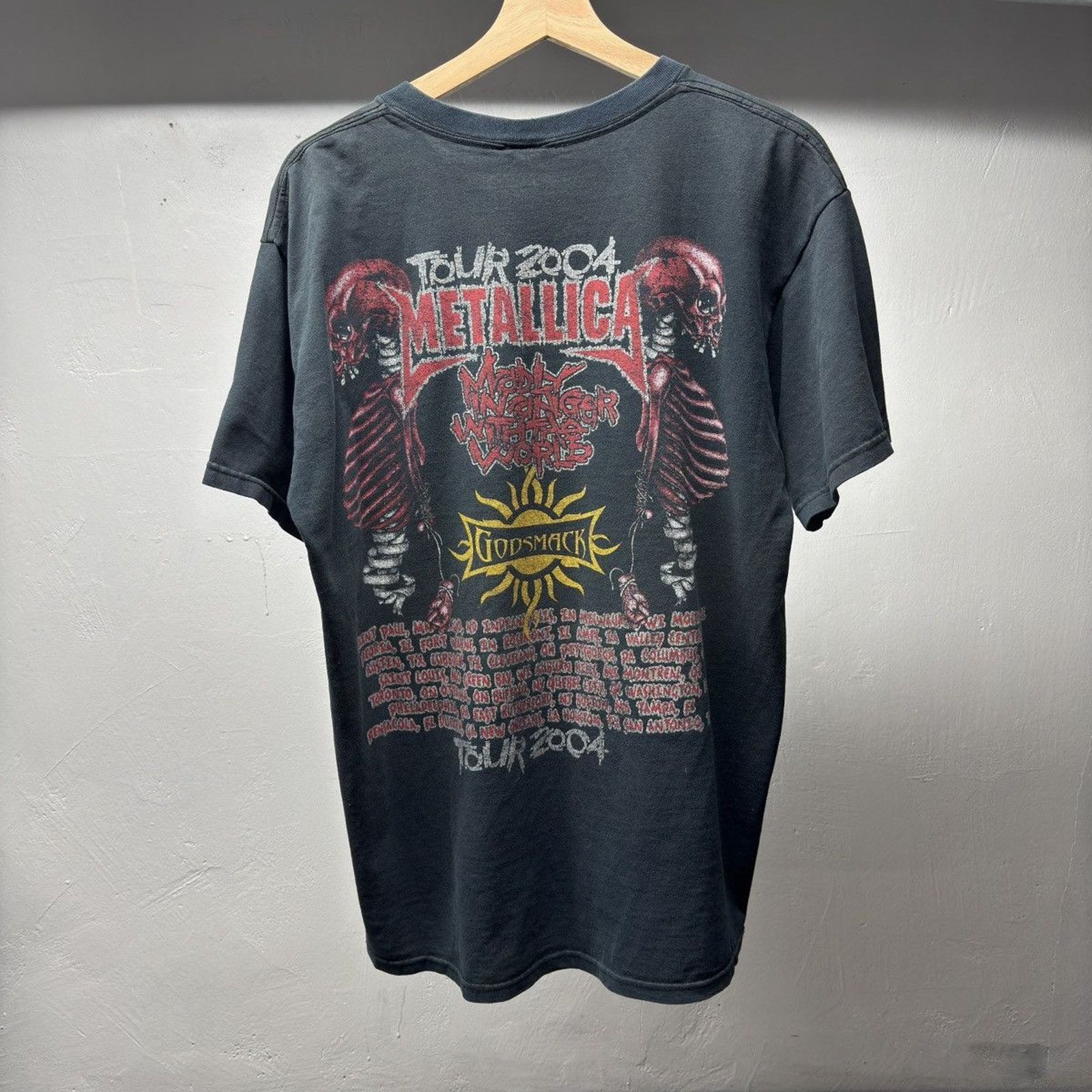 Band Tees Metallica 2004 Pushead Thrashed Faded Band Shirt ERD Grunge Size US L / EU 52-54 / 3 - 2 Thumbnail