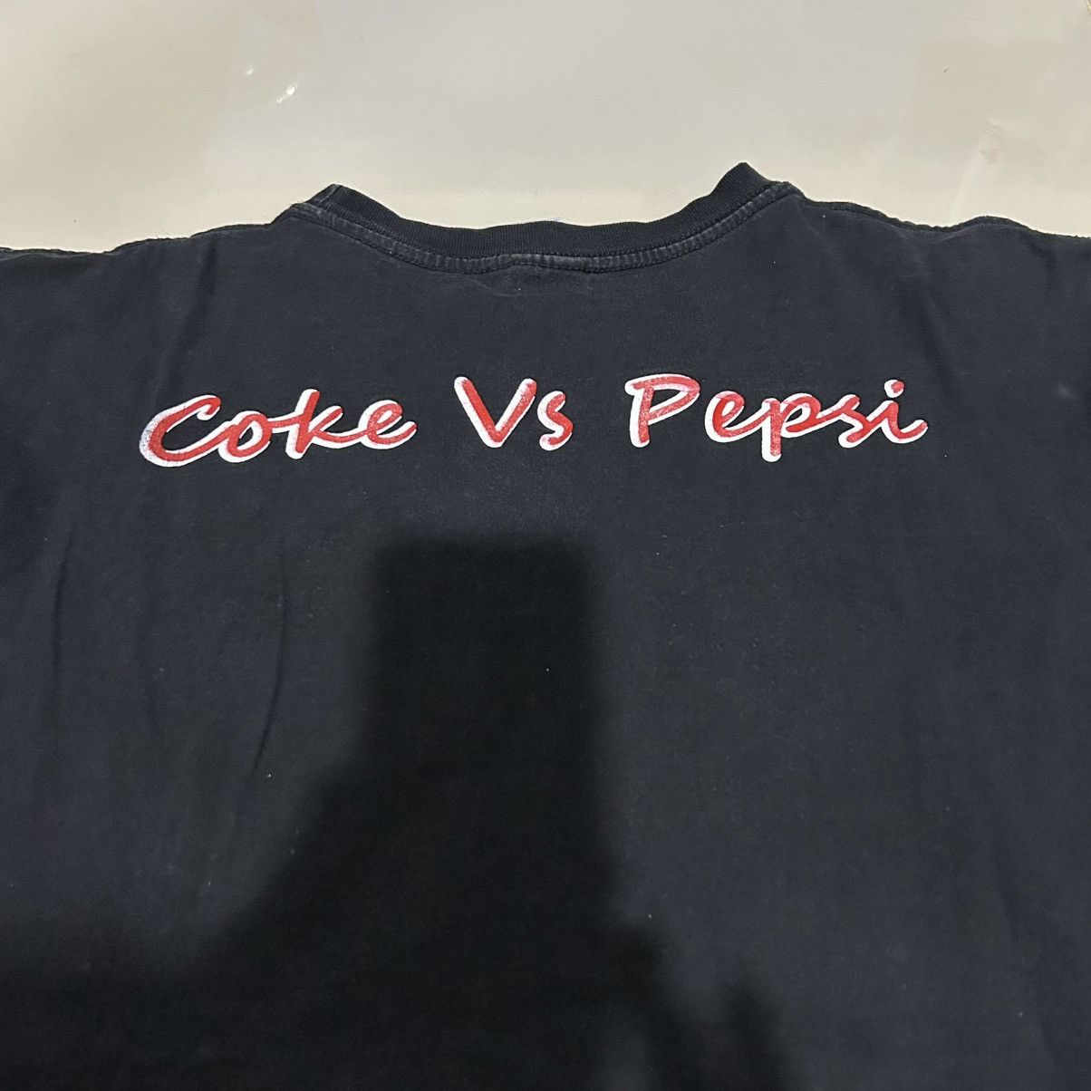 Other Coke vs pepsi t shirt Size US L / EU 52-54 / 3 - 5 Thumbnail