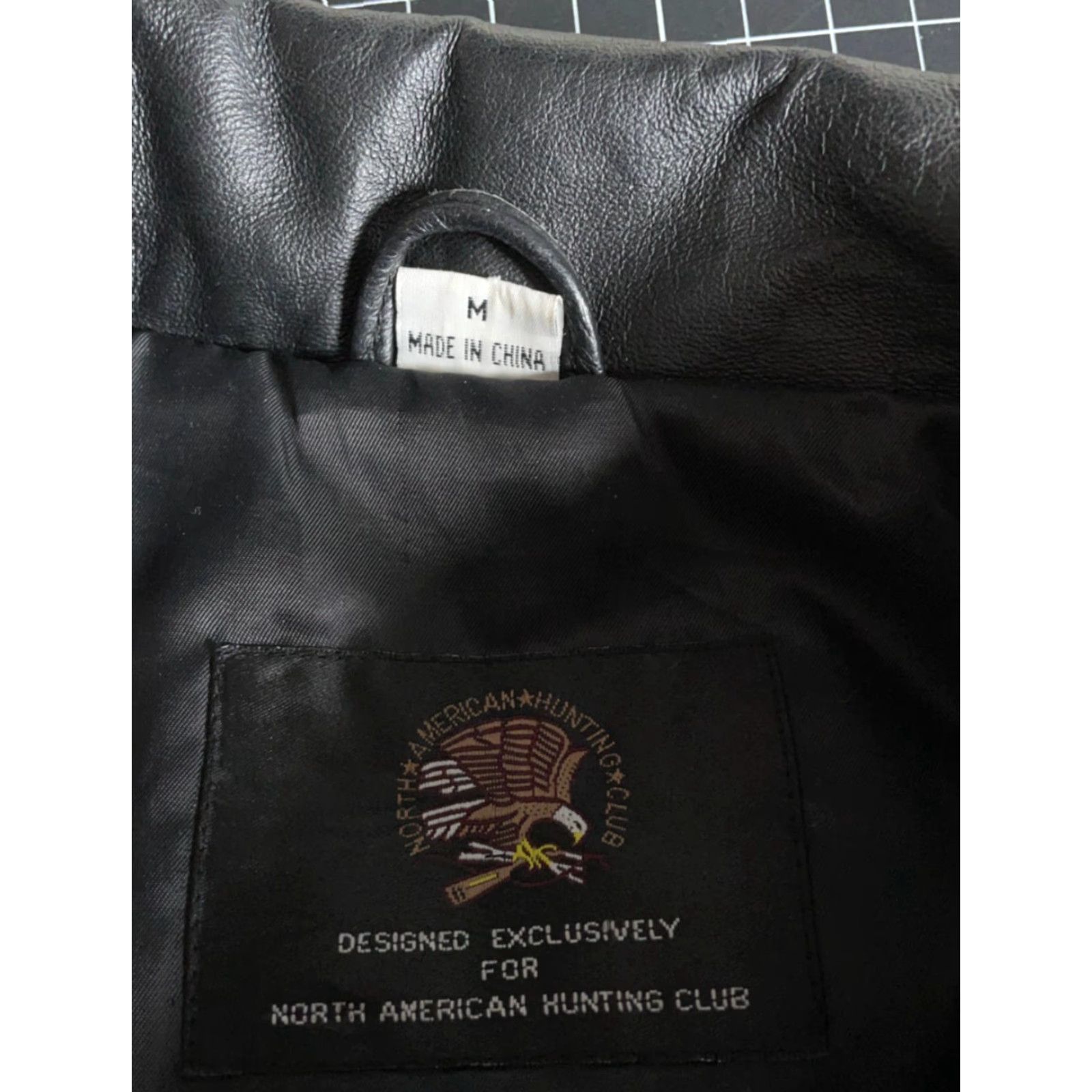 Vintage VINTAGE North American Hunting Club Leather Jacket Men's Medium Black Lifetime Member Size US M / EU 48-50 / 2 - 3 Thumbnail