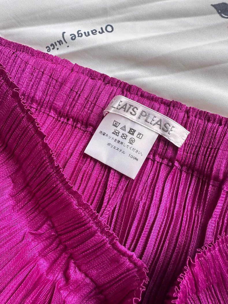 Issey Miyake Issey Miyake size:3 Red pleated puff pants Size 31" - 5 Thumbnail