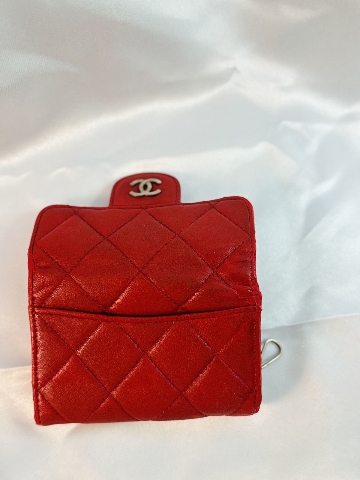 Chanel Caviar Quilted Classic Key Holder Wallet Red Size ONE SIZE - 10 Thumbnail