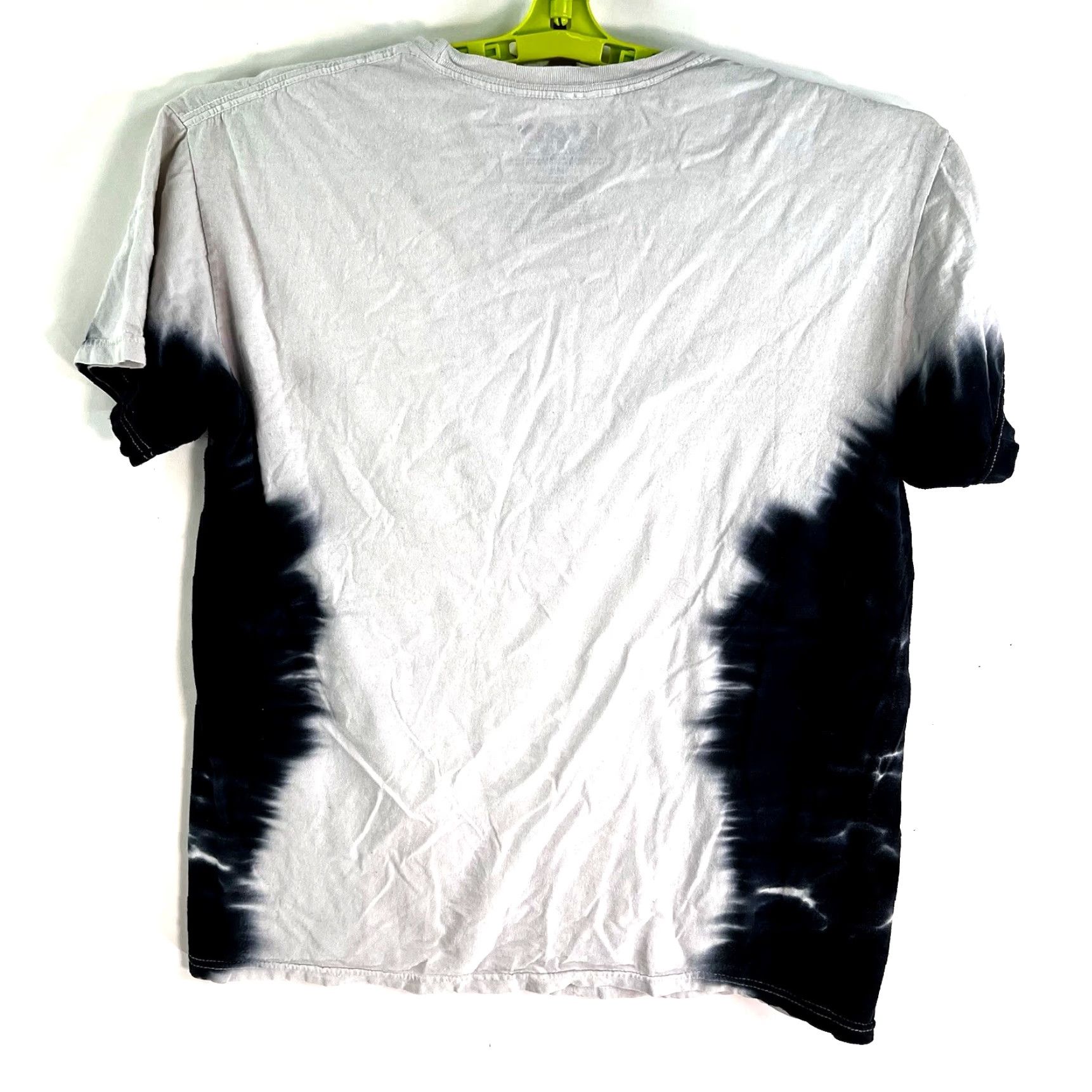 Vintage VINTAGE AC/DC T-Shirt Shirt Adult L White Graphic 70s 80s Rock Mens Size US L / EU 52-54 / 3 - 7 Thumbnail