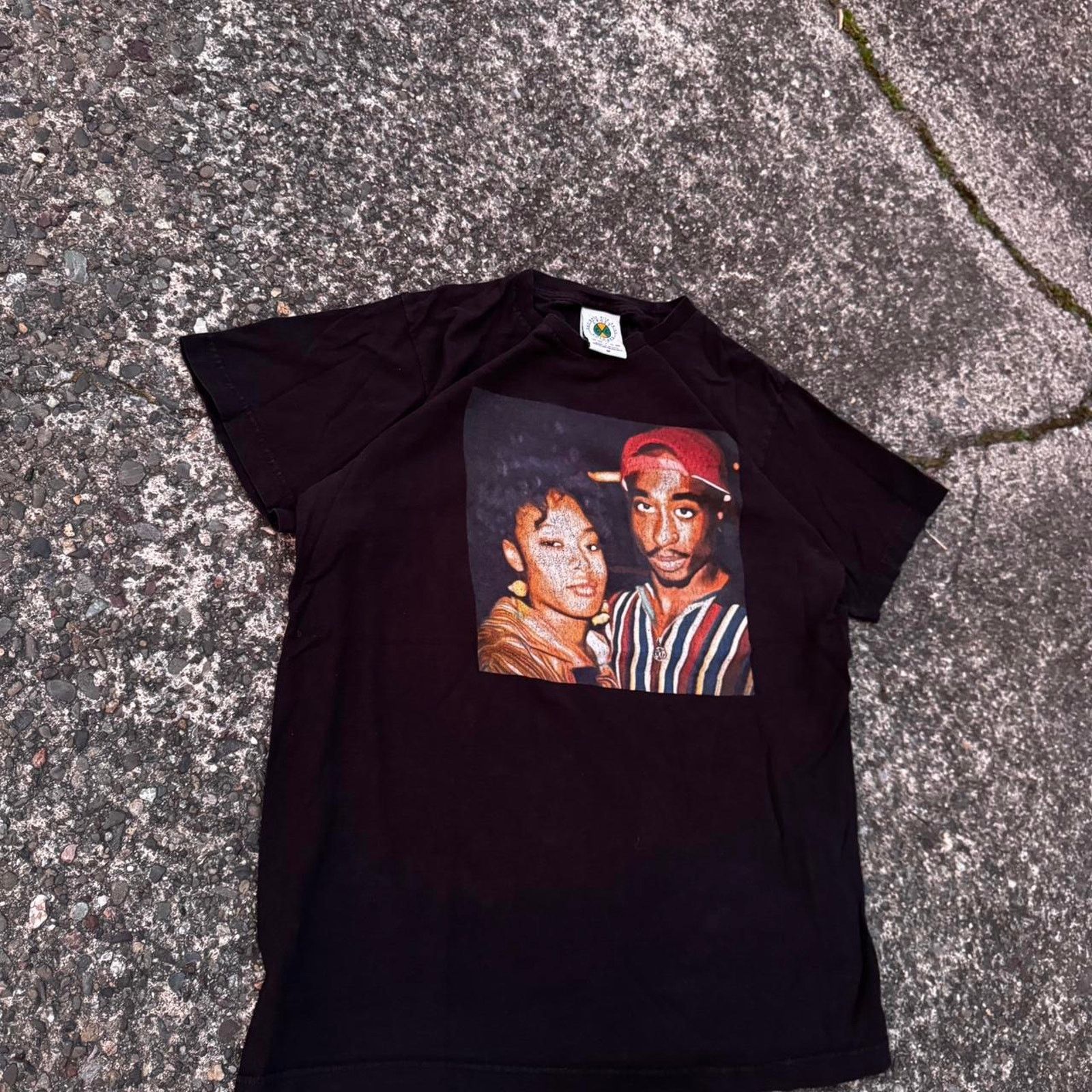Cross Colours Vintage Cross Colours Tupac & Da Brat T-Shirt – Size Medium Size US M / EU 48-50 / 2 - 2 Thumbnail