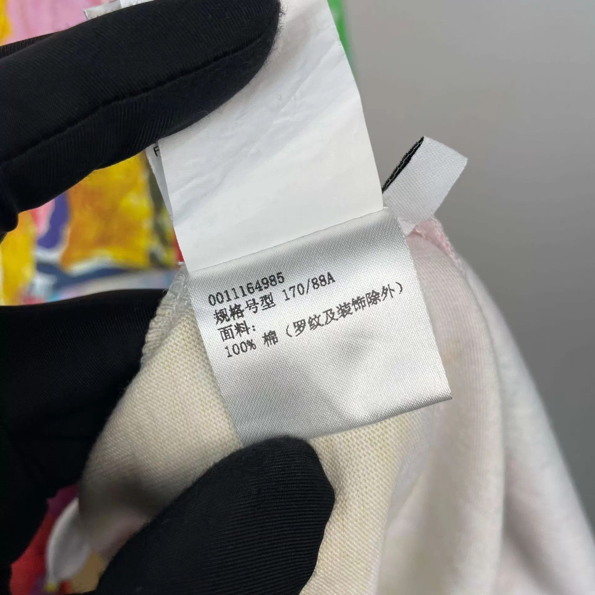 Loewe Loewe graffiti-painted short-sleeve tee M Size US M / EU 48-50 / 2 - 7 Thumbnail
