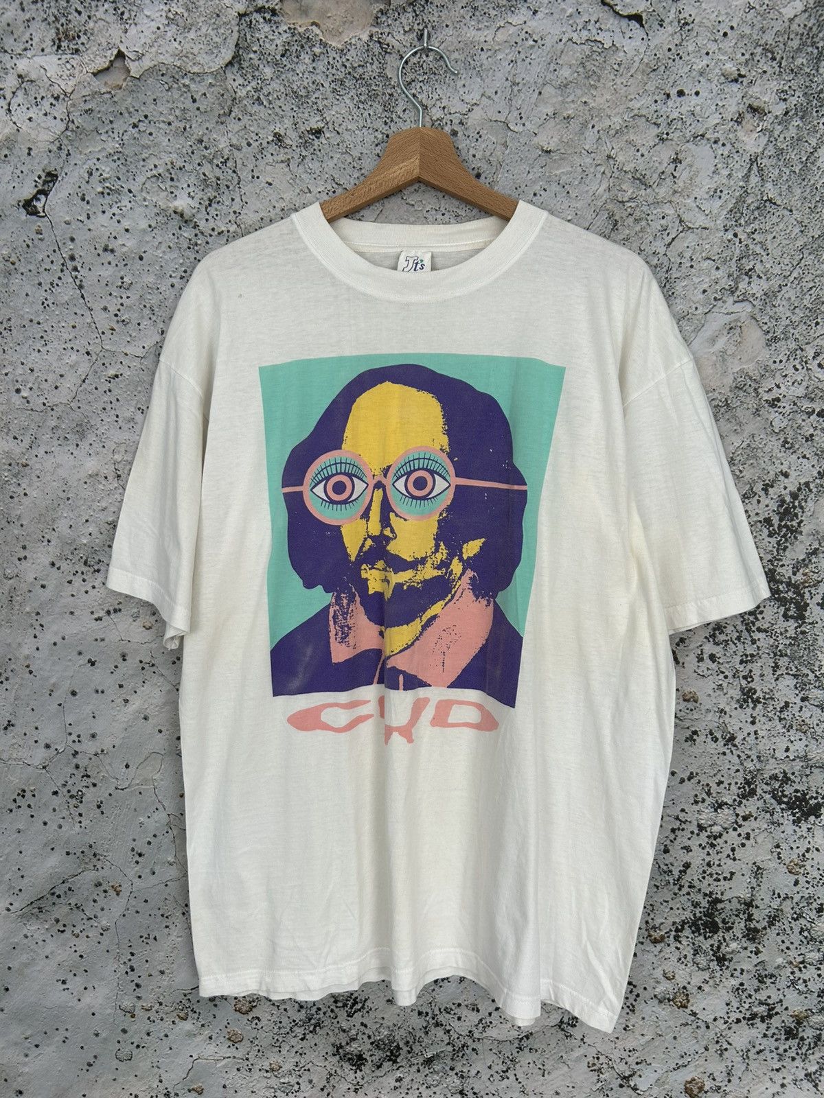 Vintage Vintage 90s Graphic Tee Avant Garde Grunge Punk Skate Baggy Size US XL / EU 56 / 4 - 1 Thumbnail