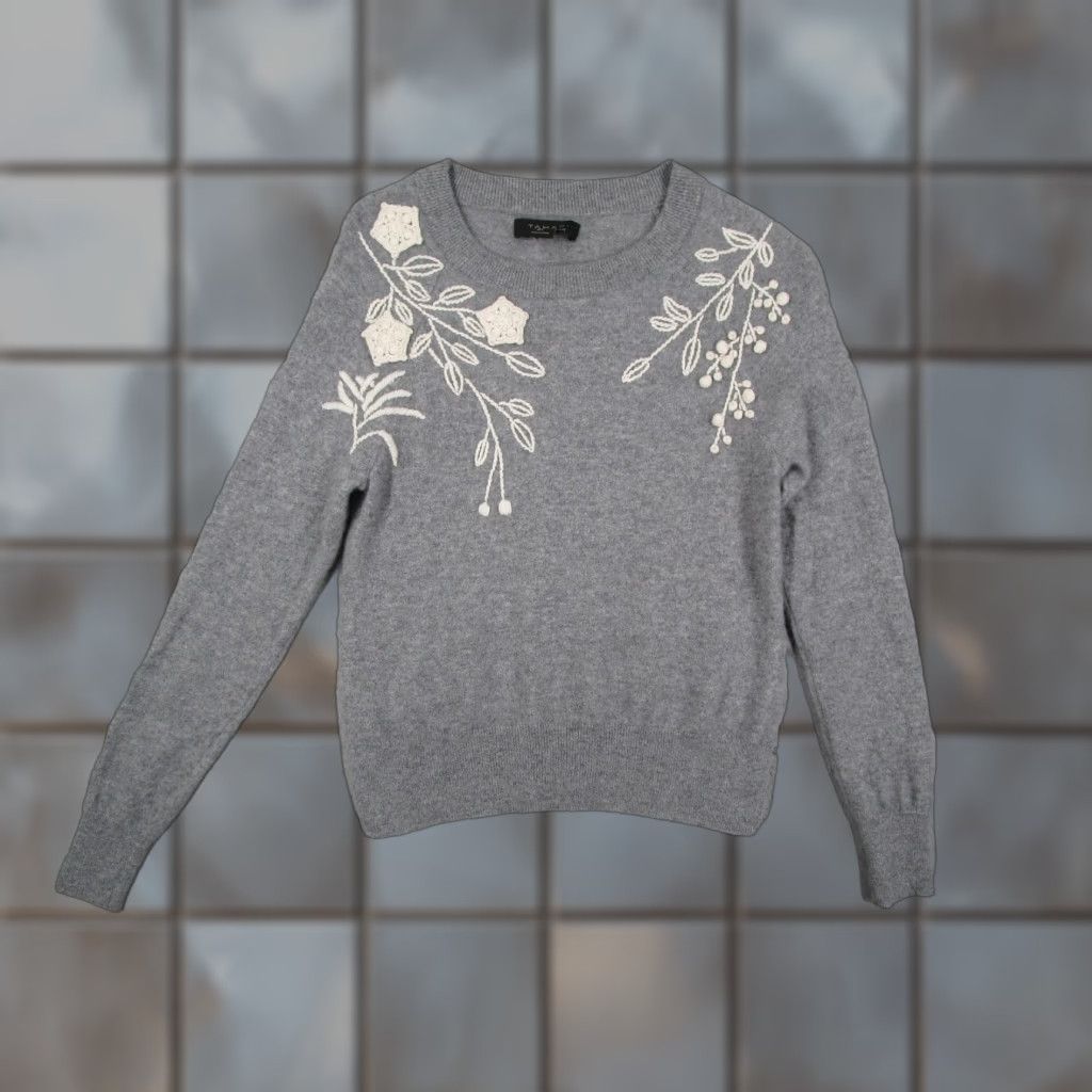 Vintage Tahari Womens Large Gray Sweater 100% Cashmere Floral Embroidered Crewneck Knit Size L / US 10 / IT 46 - 1 Thumbnail