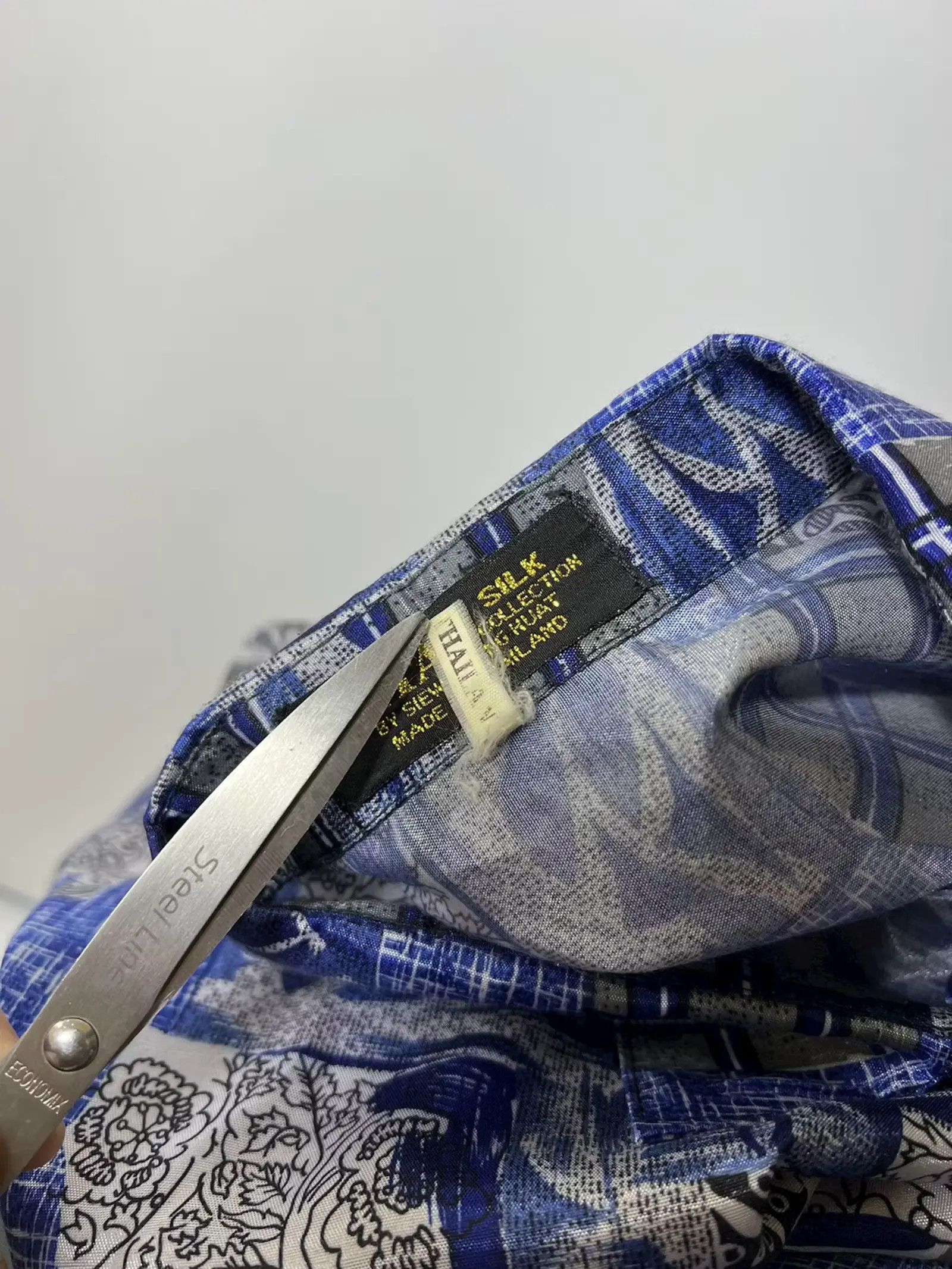 Vintage Vintage Thai Silk Hawaiian shirt Size US XL / EU 56 / 4 - 5 Thumbnail