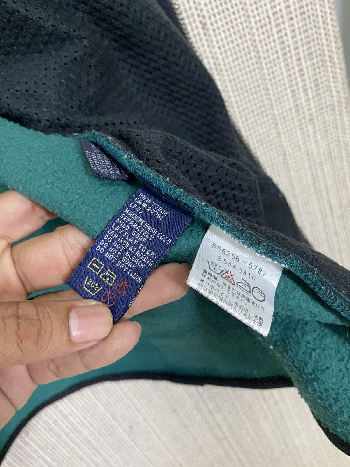 Tommy Hilfiger × Vintage Vintage 90s tommy hilfiger athletic gear fleece jacket Size US L / EU 52-54 / 3 - 9 Thumbnail