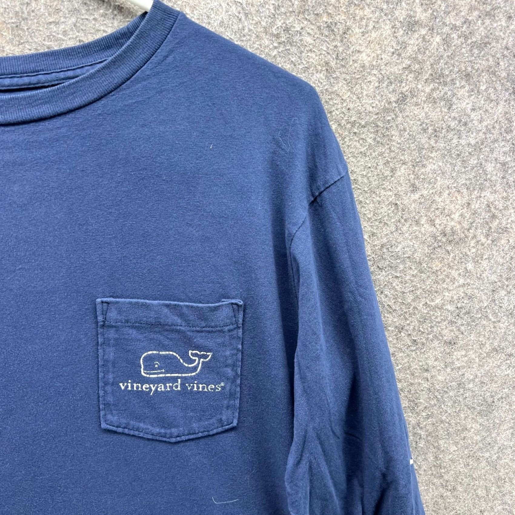 Vineyard Vines Vineyard Vines Shirt Men Small Navy Long Sleeve Whale Logo Pocket Tee 100% Cotton Size US S / EU 44-46 / 1 - 7 Thumbnail